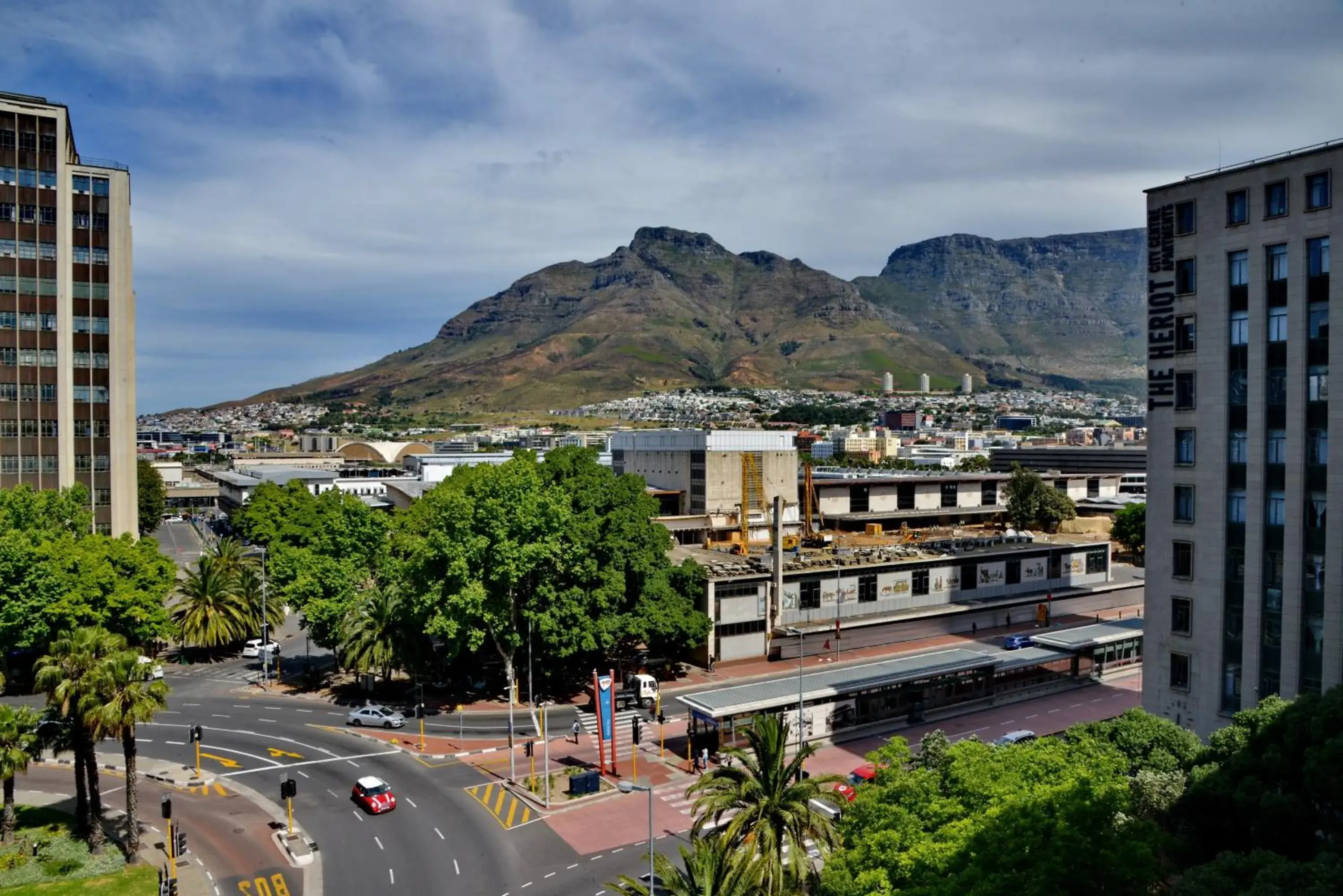 View (from property/room), Mountain View in Fountains Hotel Cape Town