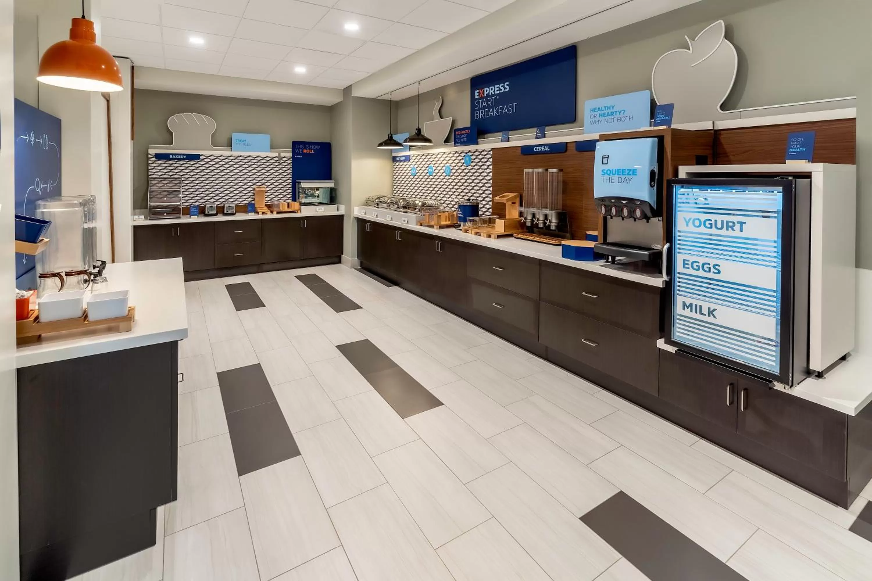 Breakfast in Holiday Inn Express & Suites - Milwaukee West Allis by IHG