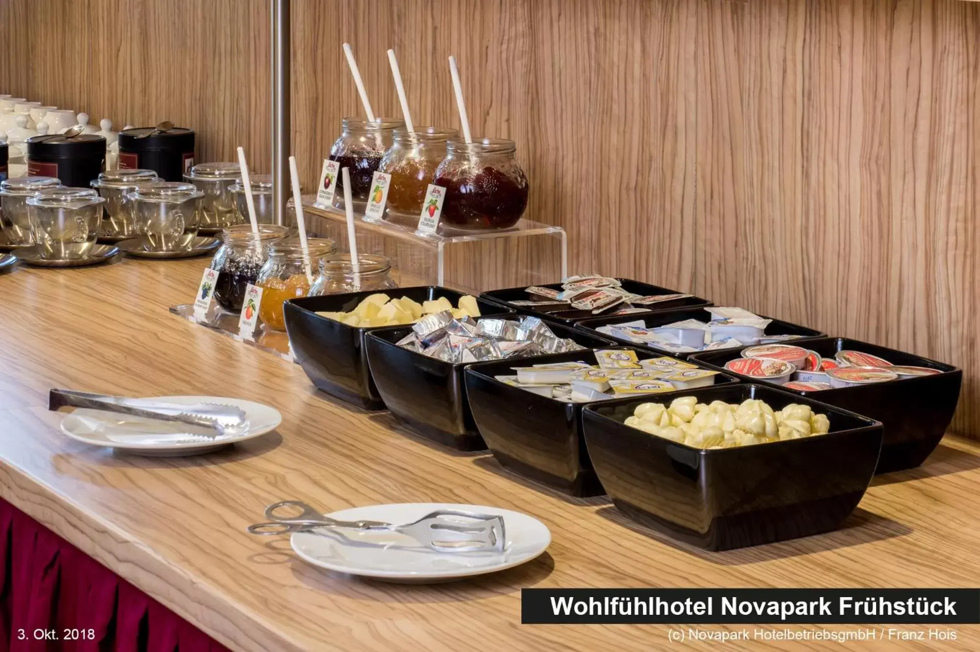 Food and drinks, Restaurant/Places to Eat in NOVAPARK Flugzeughotel Graz