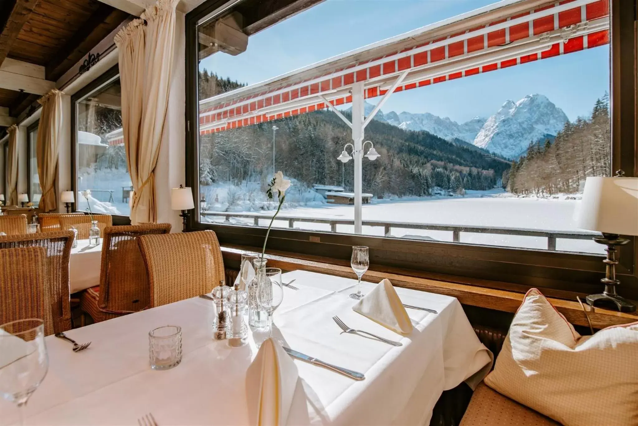 Restaurant/Places to Eat in Seehaus Riessersee