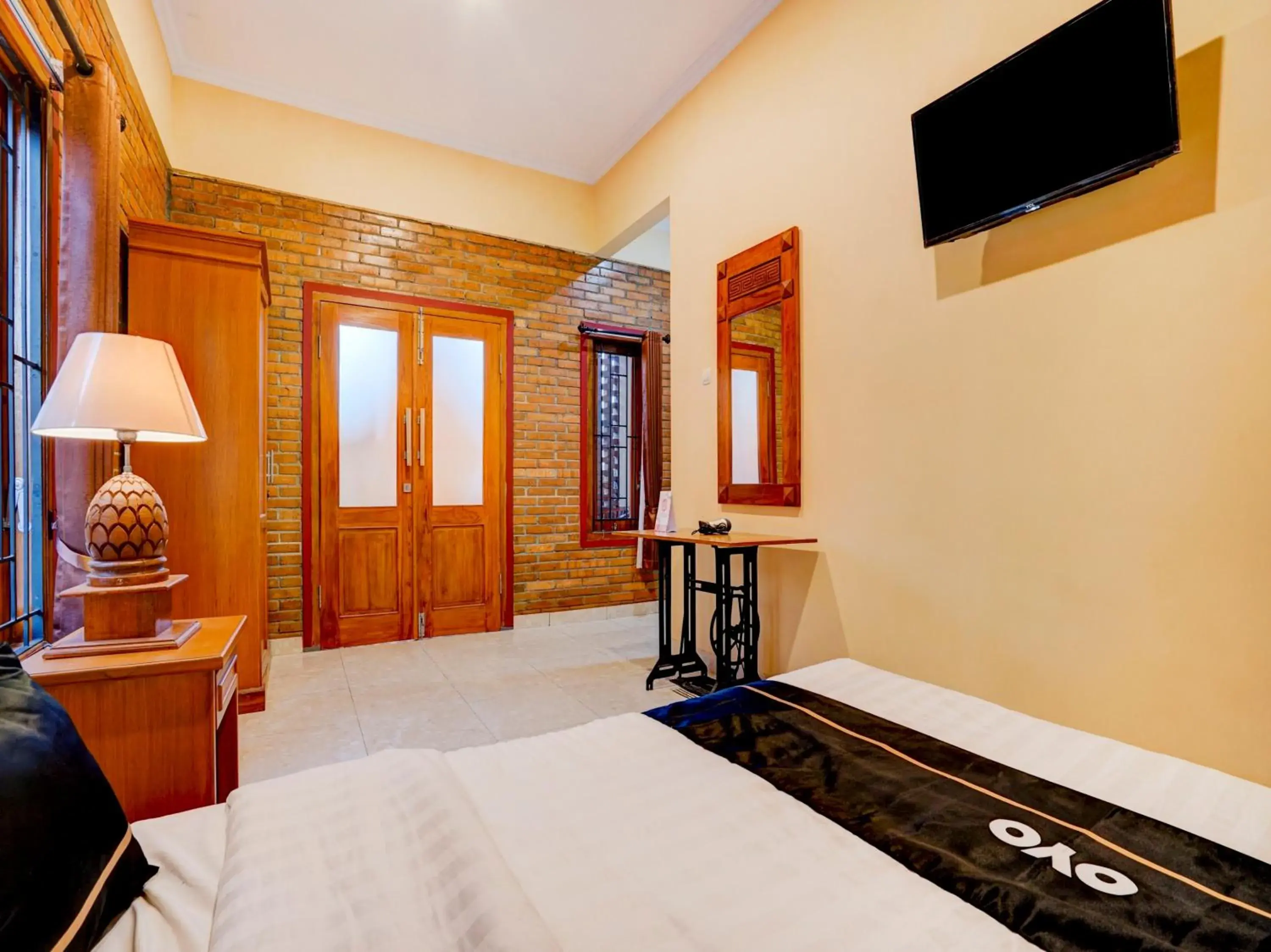 Bedroom in OYO 90265 Cempoko Mulyo Homestay Syariah