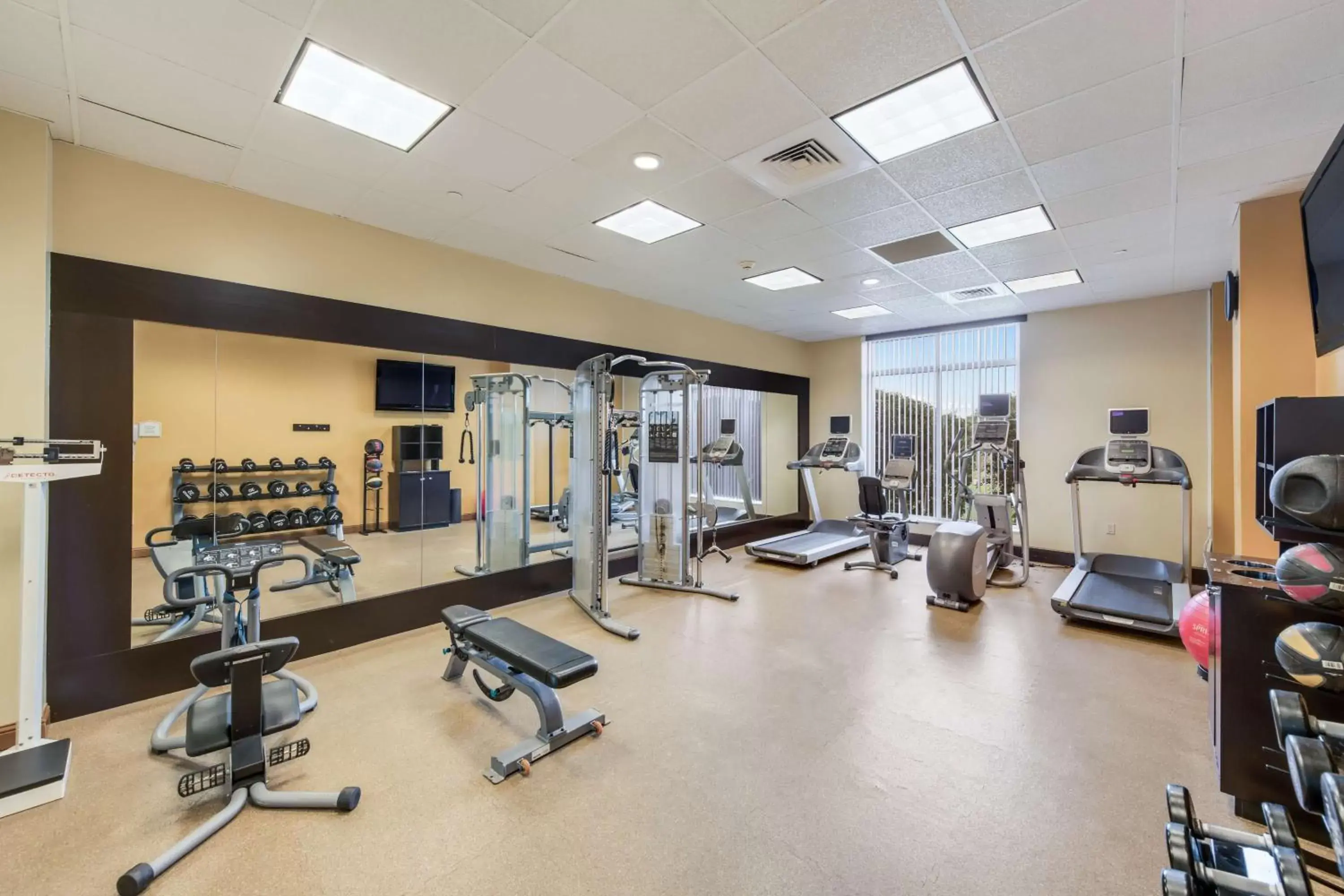 Fitness centre/facilities, Fitness Center/Facilities in Hilton Garden Inn Suffolk Riverfront