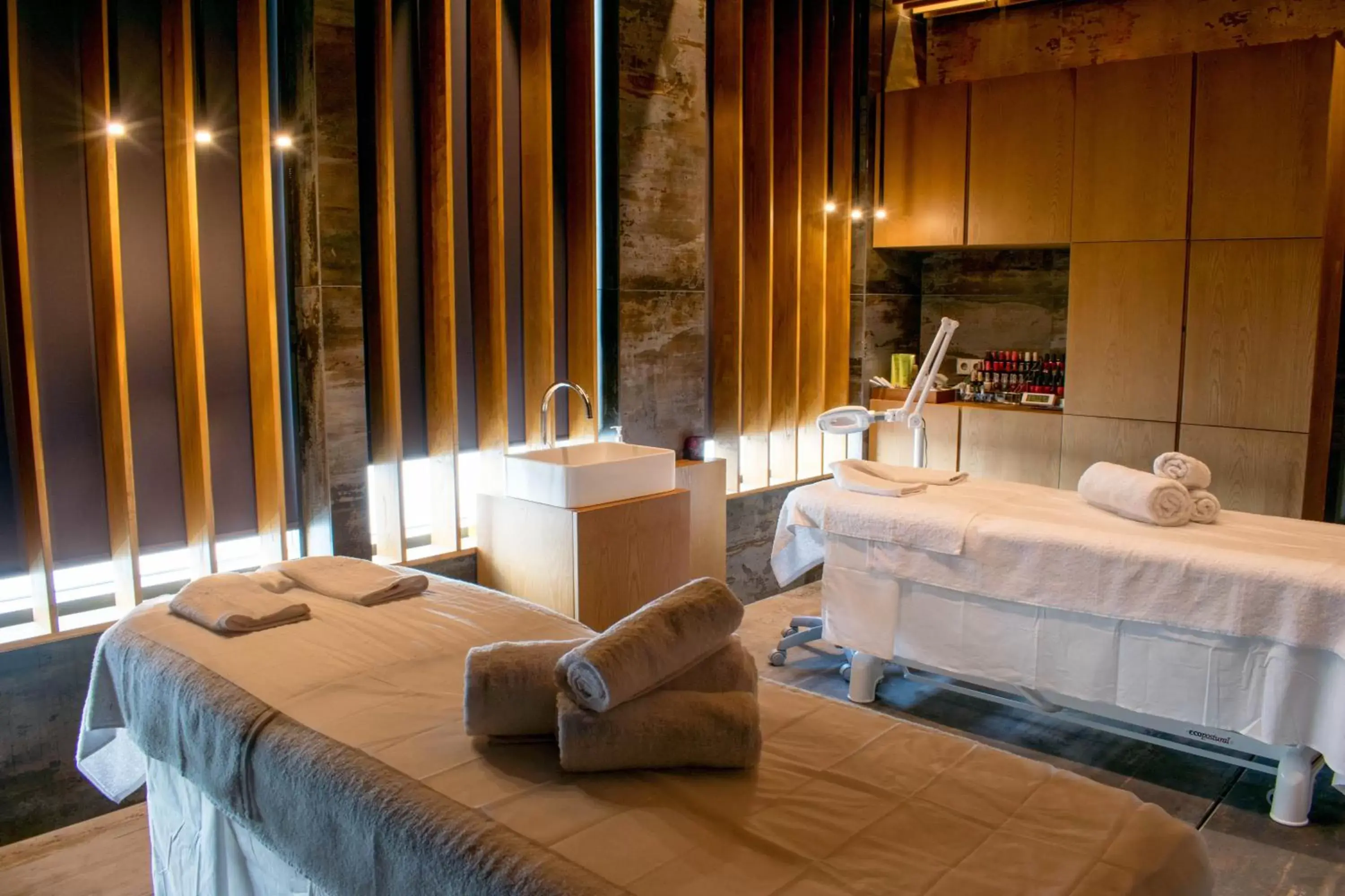 Massage, Bed in Rafa Nadal Residence Massage, Bed in Rafa Nadal Residence