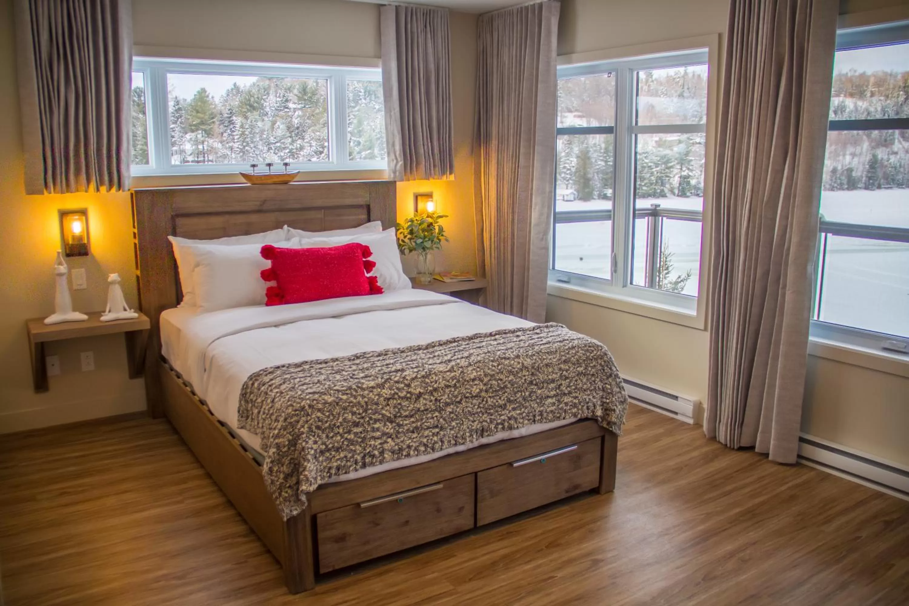 Bed in Le Viking Resort