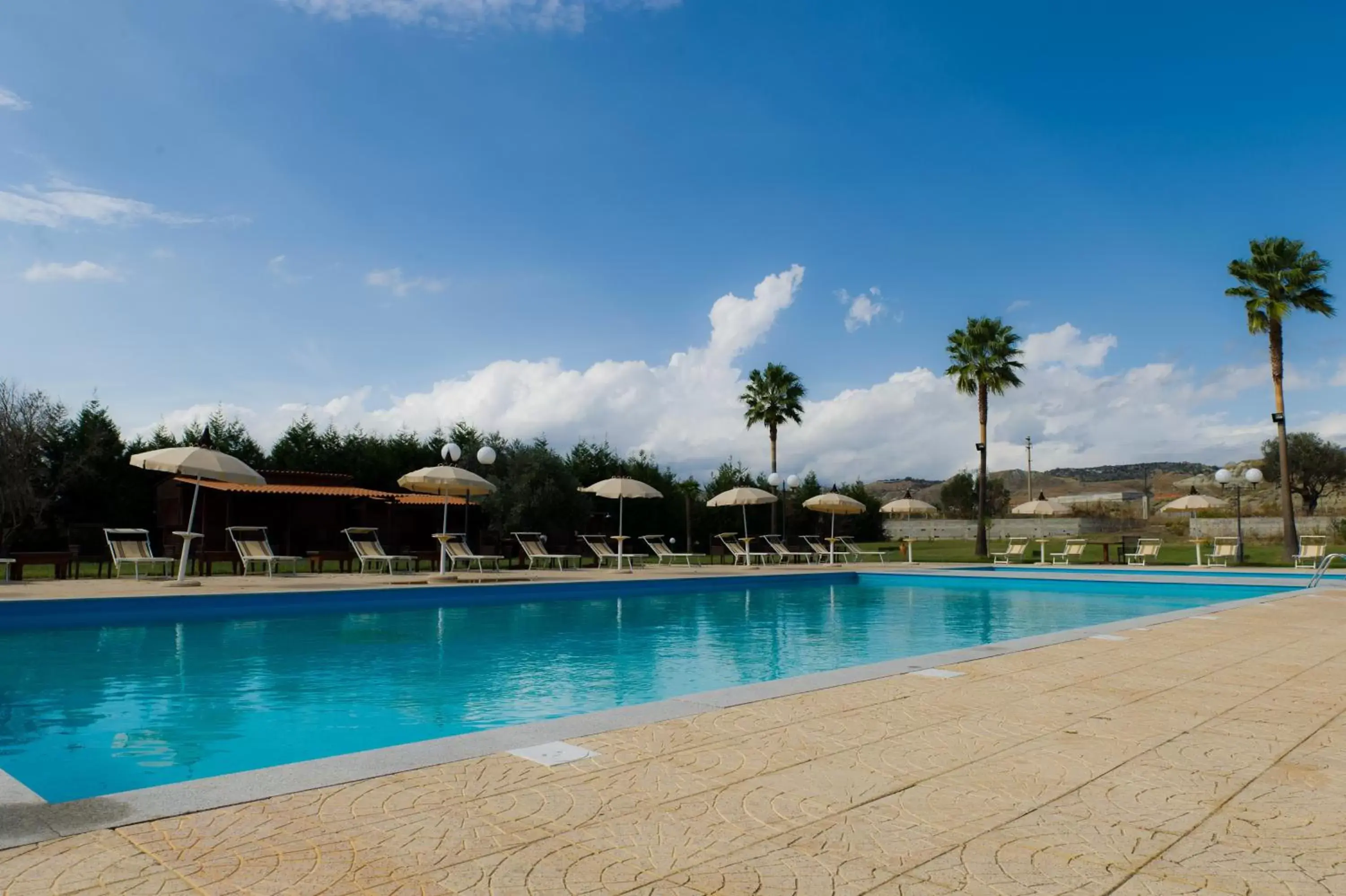 Day, Swimming Pool in Parco dei Principi Hotel