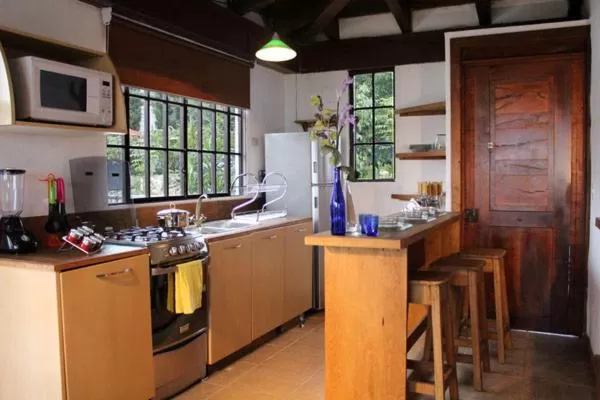 Kitchen/Kitchenette in Hotel Villa Cassis