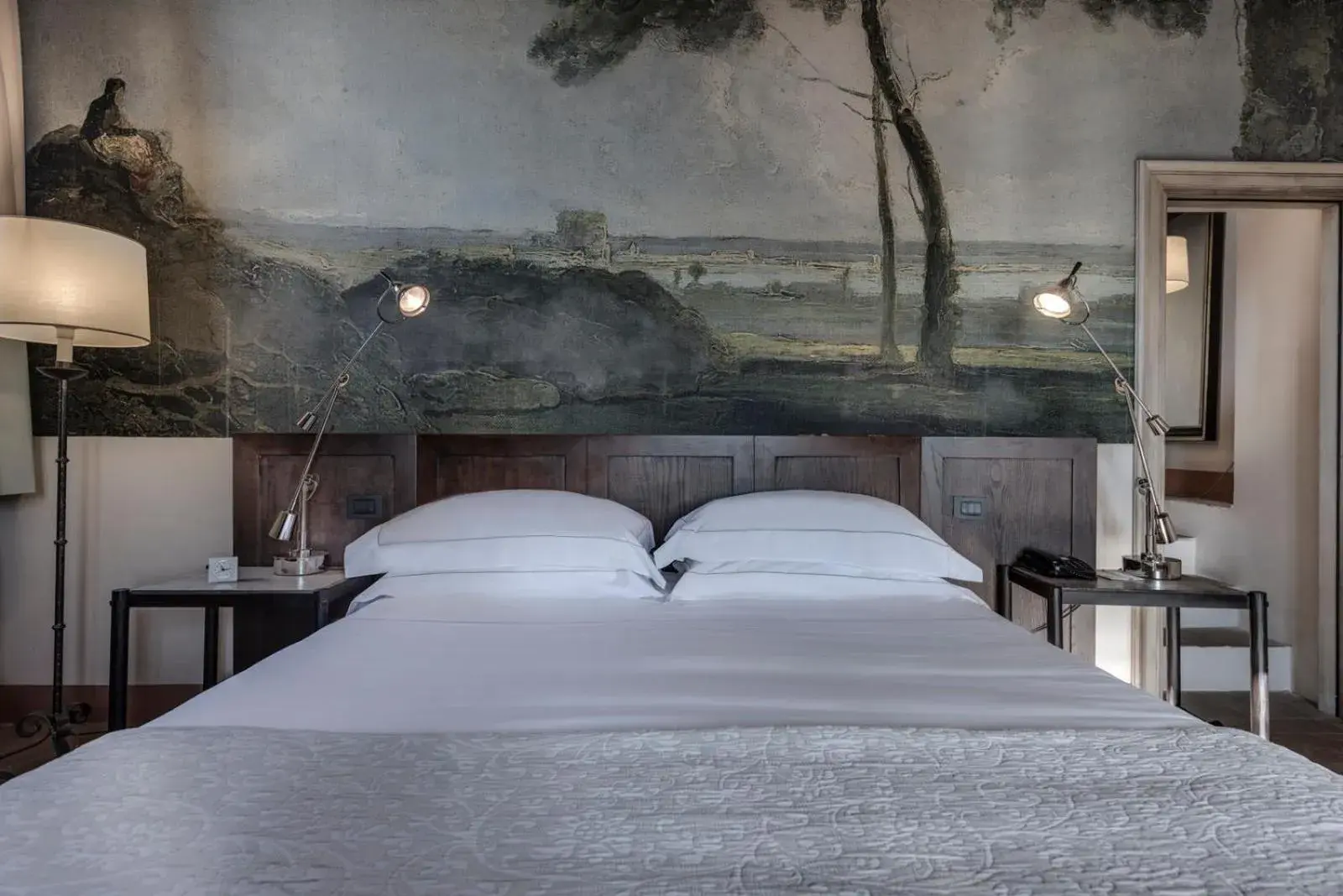 Bed in Castel Monastero - The Leading Hotels of the World