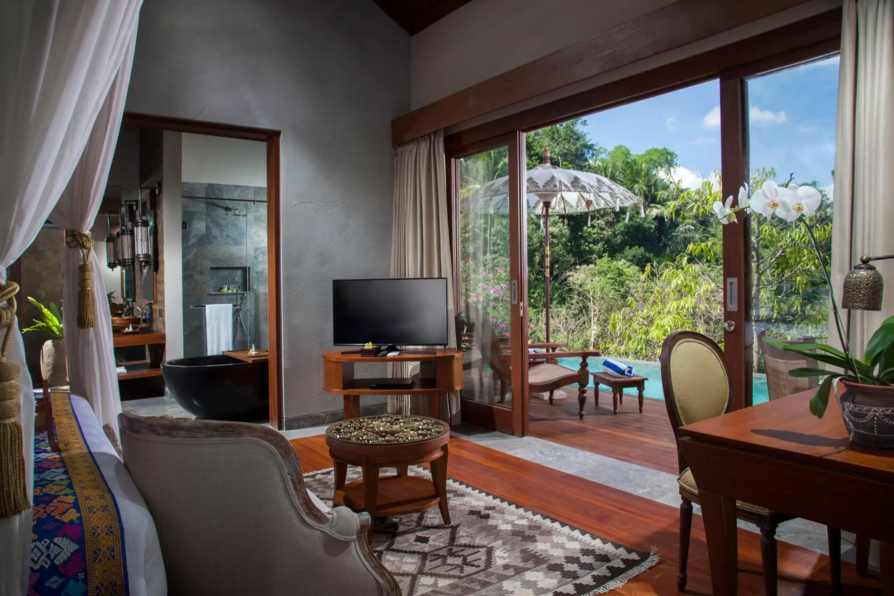 TV and multimedia, Lounge/Bar in Natya Resort Ubud