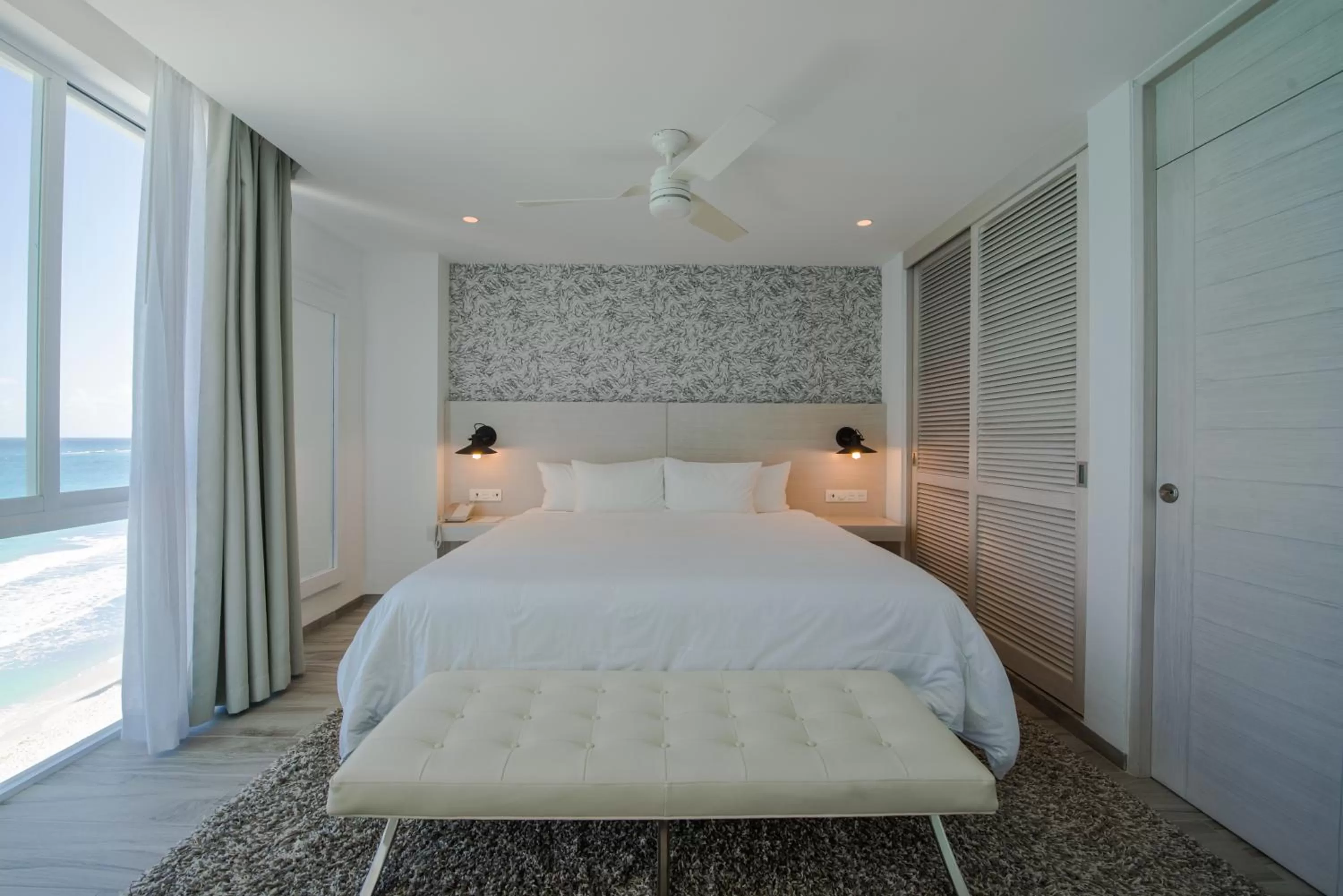 Bedroom, Bed in Oleo Cancun Playa All Inclusive Resort