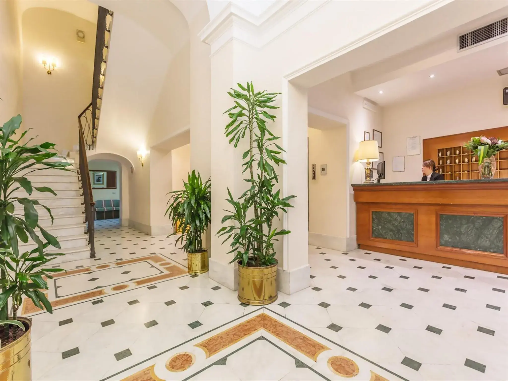 Lobby or reception in Raeli Hotel Floridia Lobby or reception in Raeli Hotel Floridia