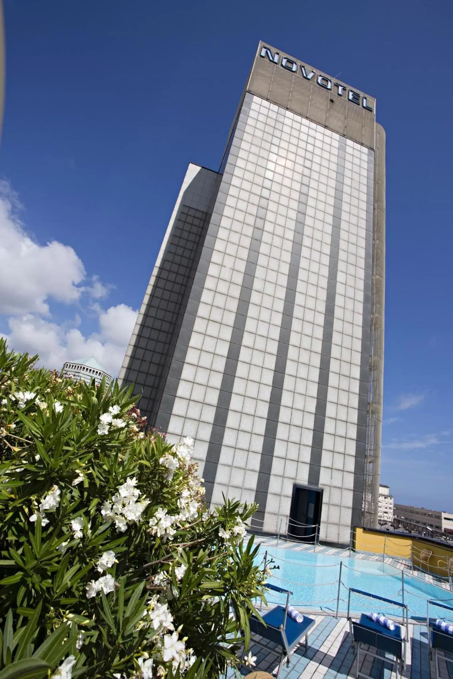 Facade/entrance, Property Building in Hotel Novotel Genova City