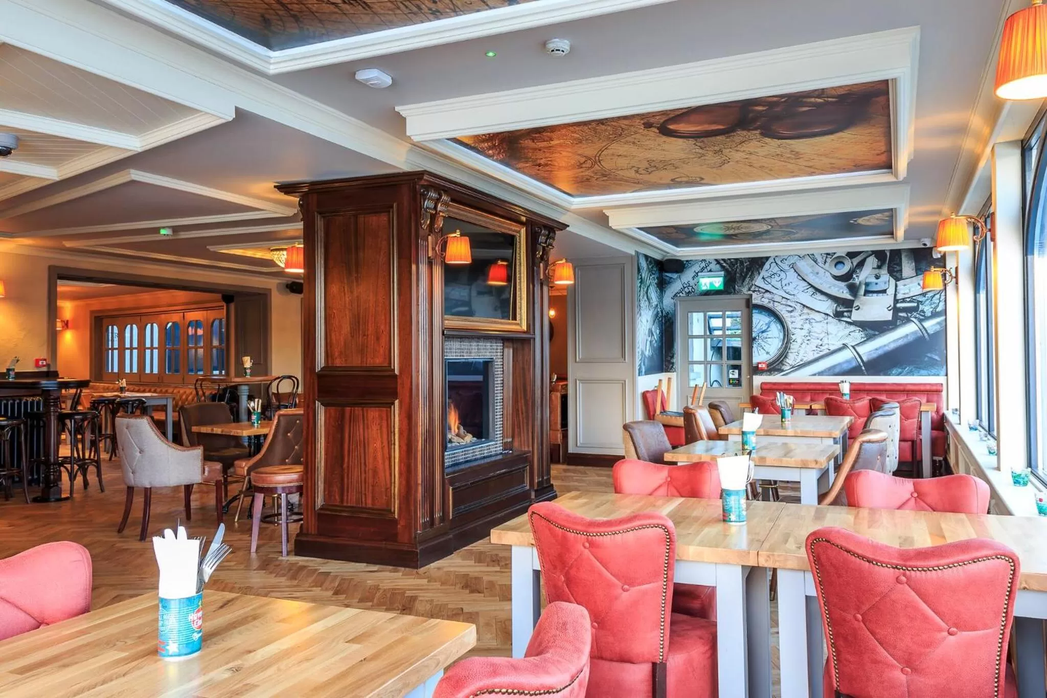 Lounge or bar in The Bridge Tavern