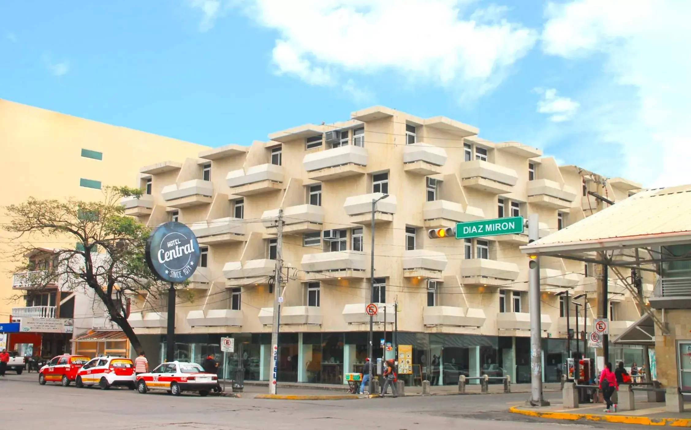 Property Building in Hotel Central