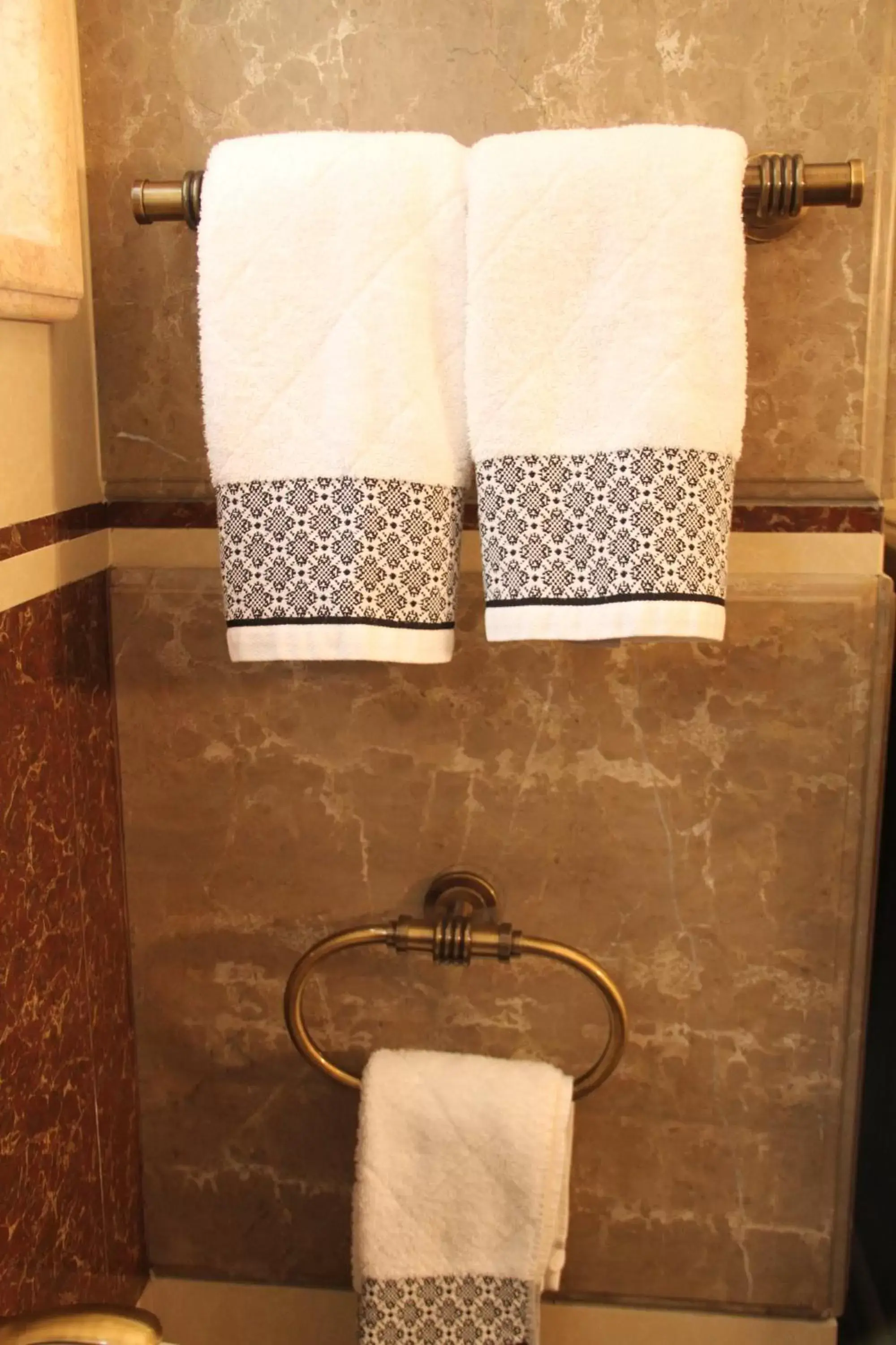 Bathroom in Brilant Antik Hotel