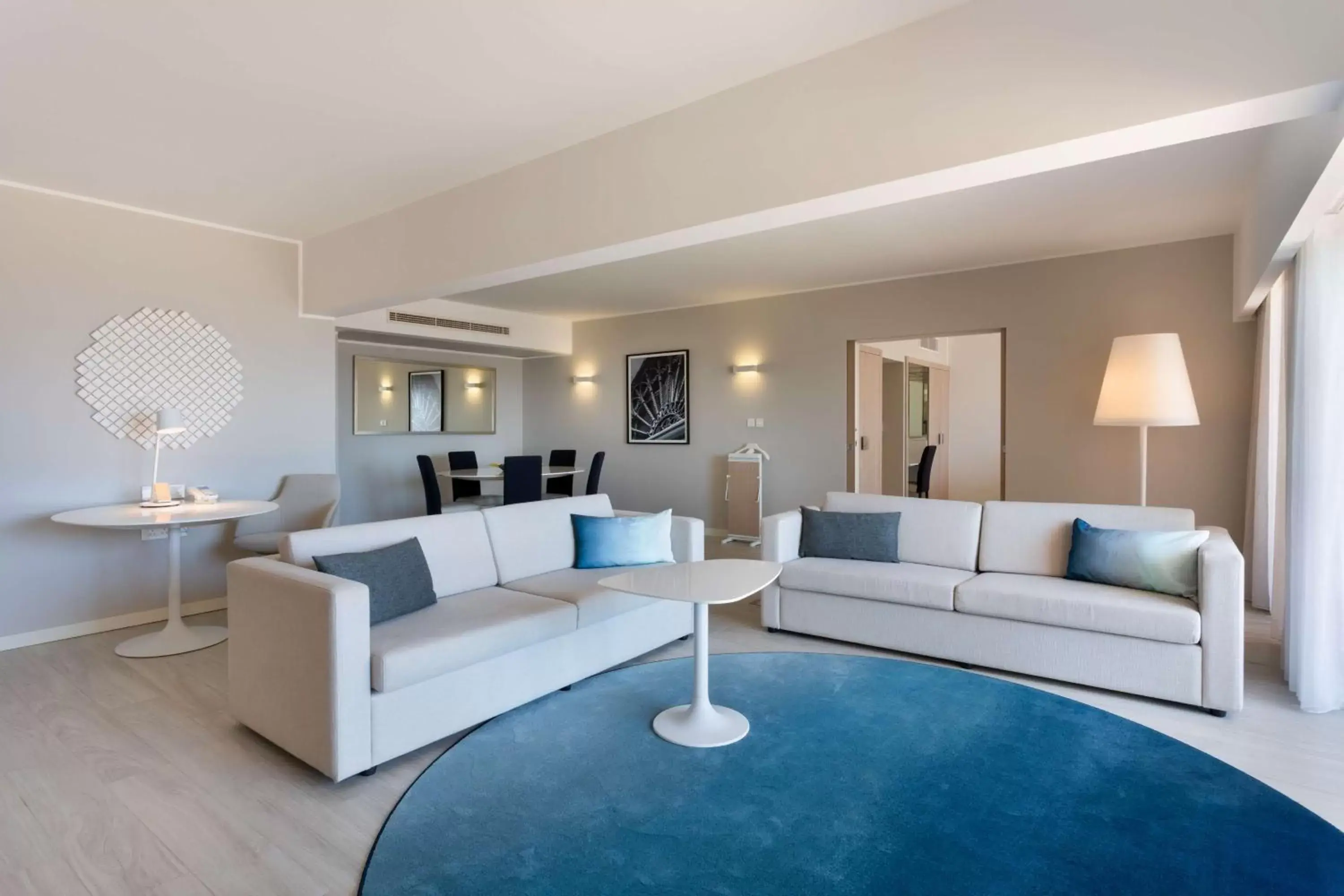 Living room, Seating Area in Hilton Malta