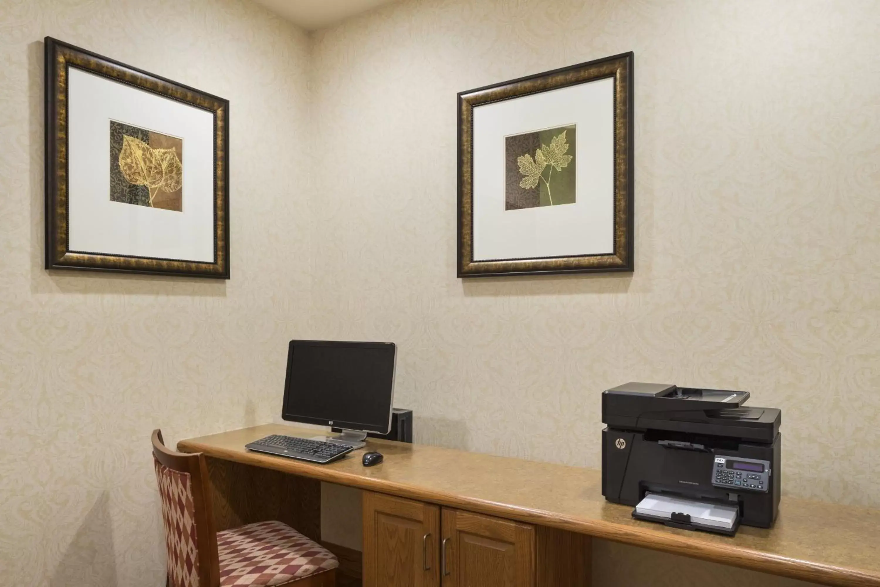 Business facilities in Country Inn & Suites by Radisson, St. Peters, MO