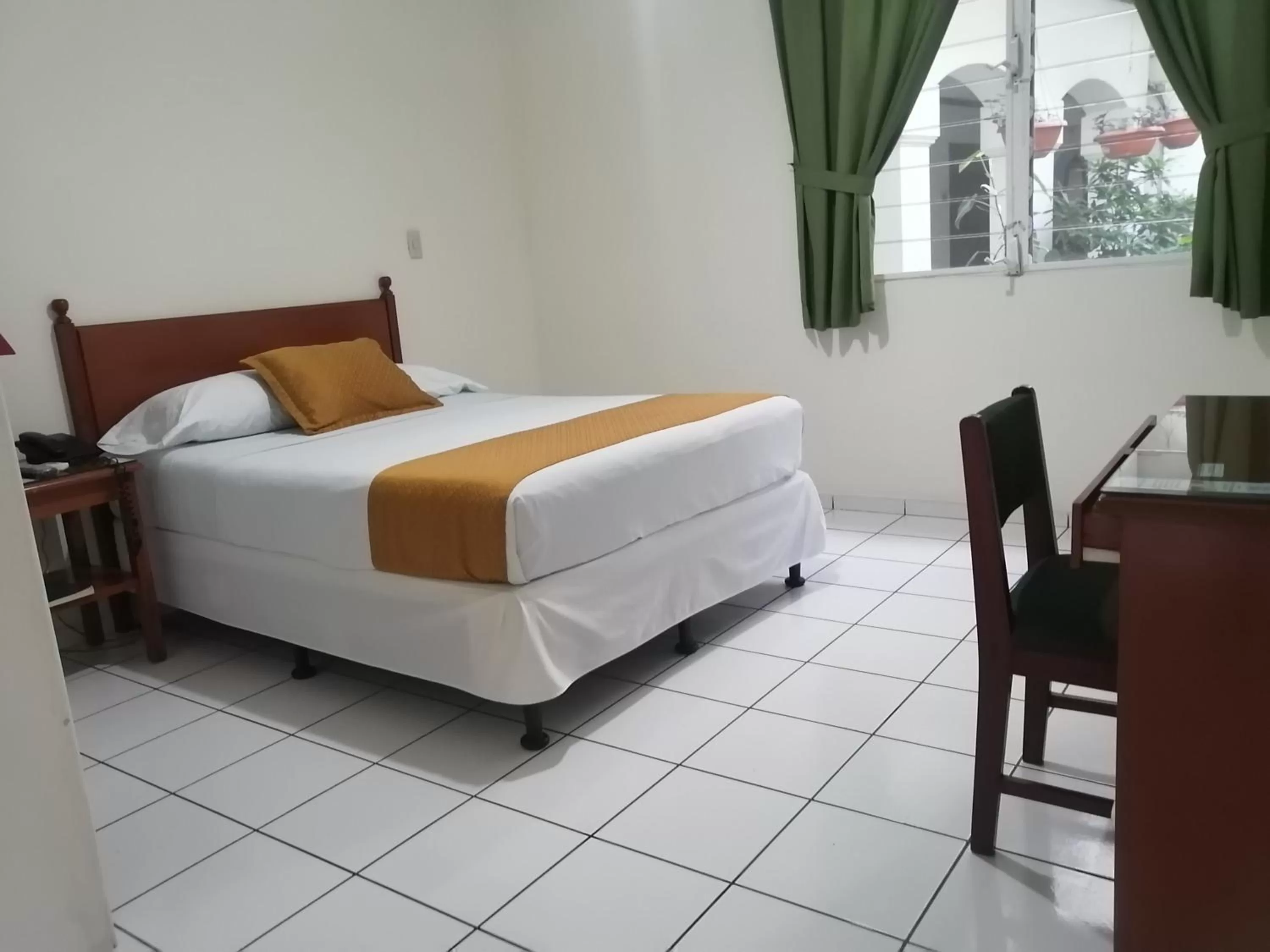 Bed in Hotel Villa Serena San Benito