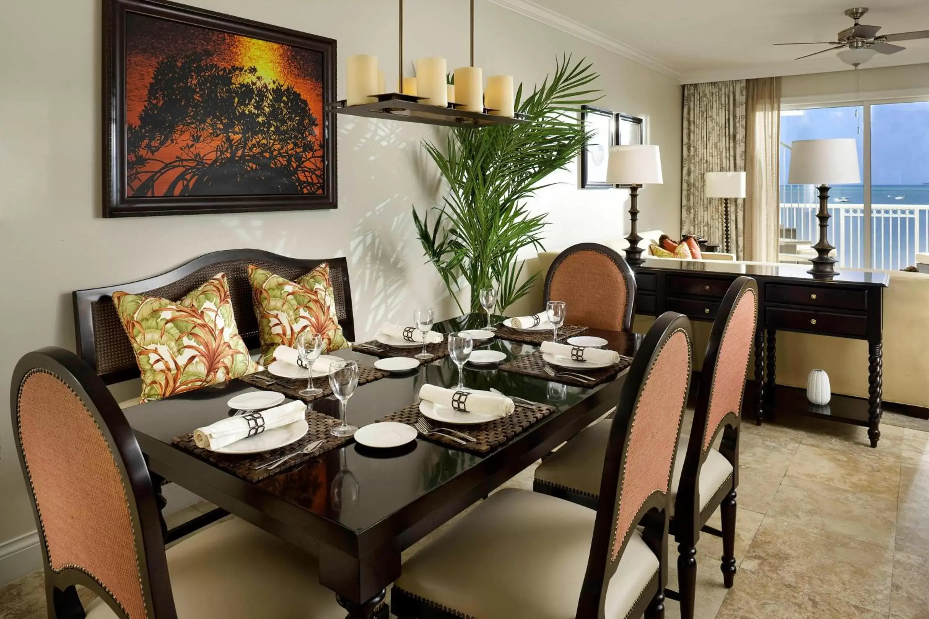 One-Bedroom Presidental Suite with Spa Bath and Resort View in Beachside Resort & Residences One-Bedroom Presidental Suite with Spa Bath and Resort View in Beachside Resort & Residences