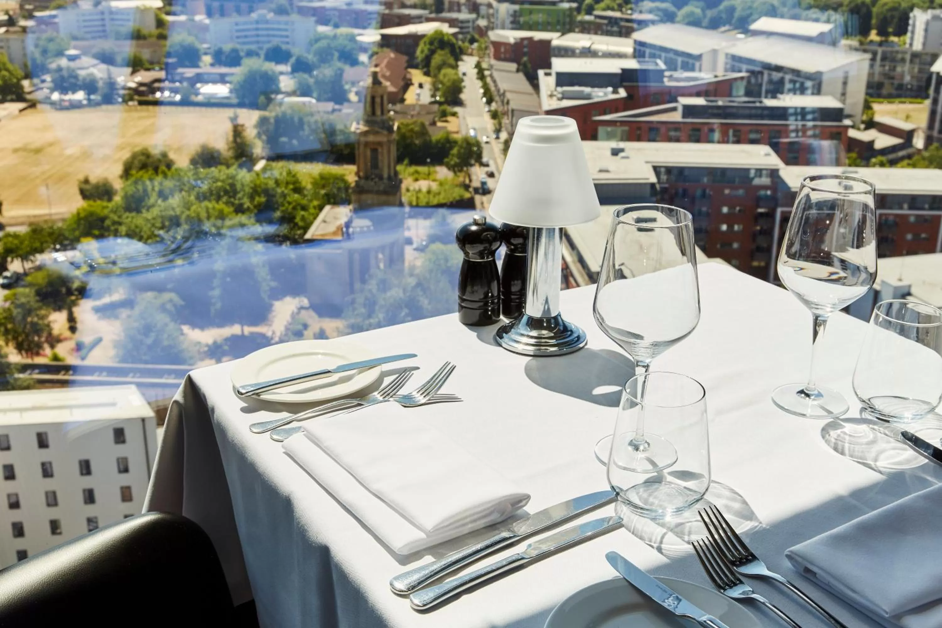 Restaurant/places to eat in The Cube Hotel Birmingham