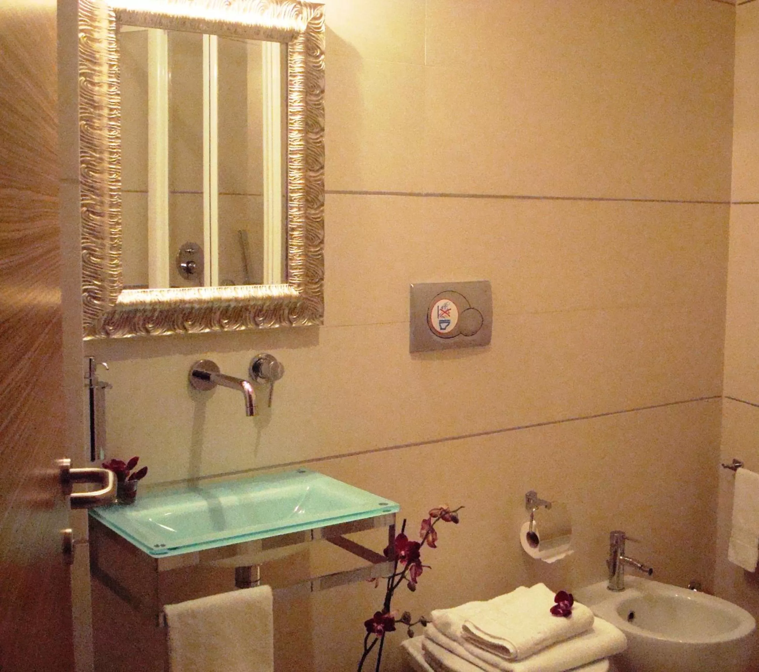 Toilet in Interno 5 B&B