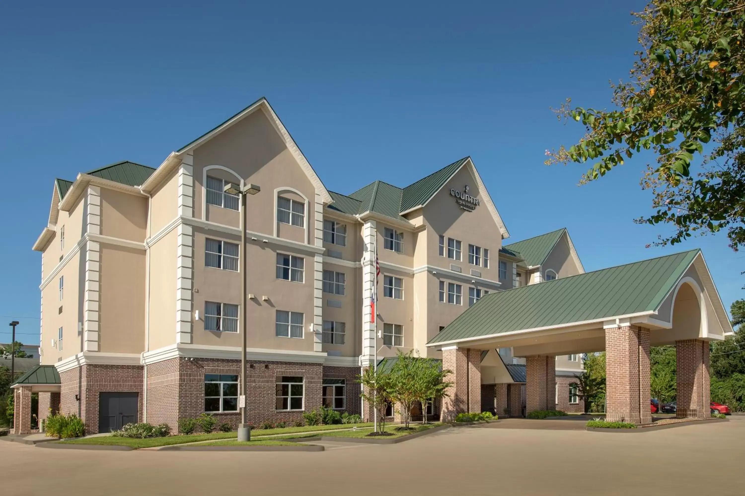 Facade/entrance, Property Building in Country Inn & Suites by Radisson, Houston Intercontinental Airport East, TX