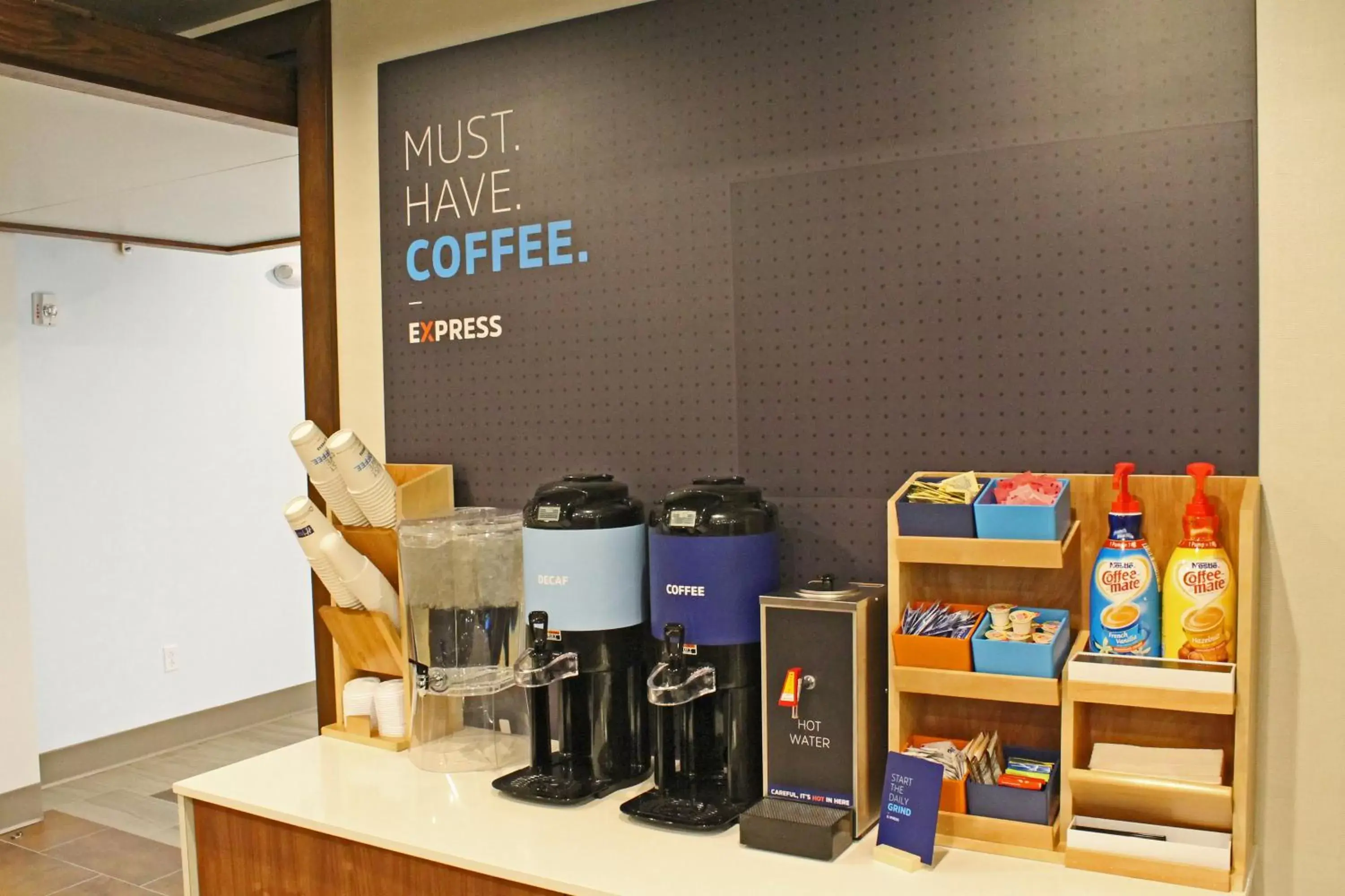 Lobby or reception in Holiday Inn Express & Suites - St. Louis South - I-55 by IHG Lobby or reception in Holiday Inn Express & Suites - St. Louis South - I-55 by IHG