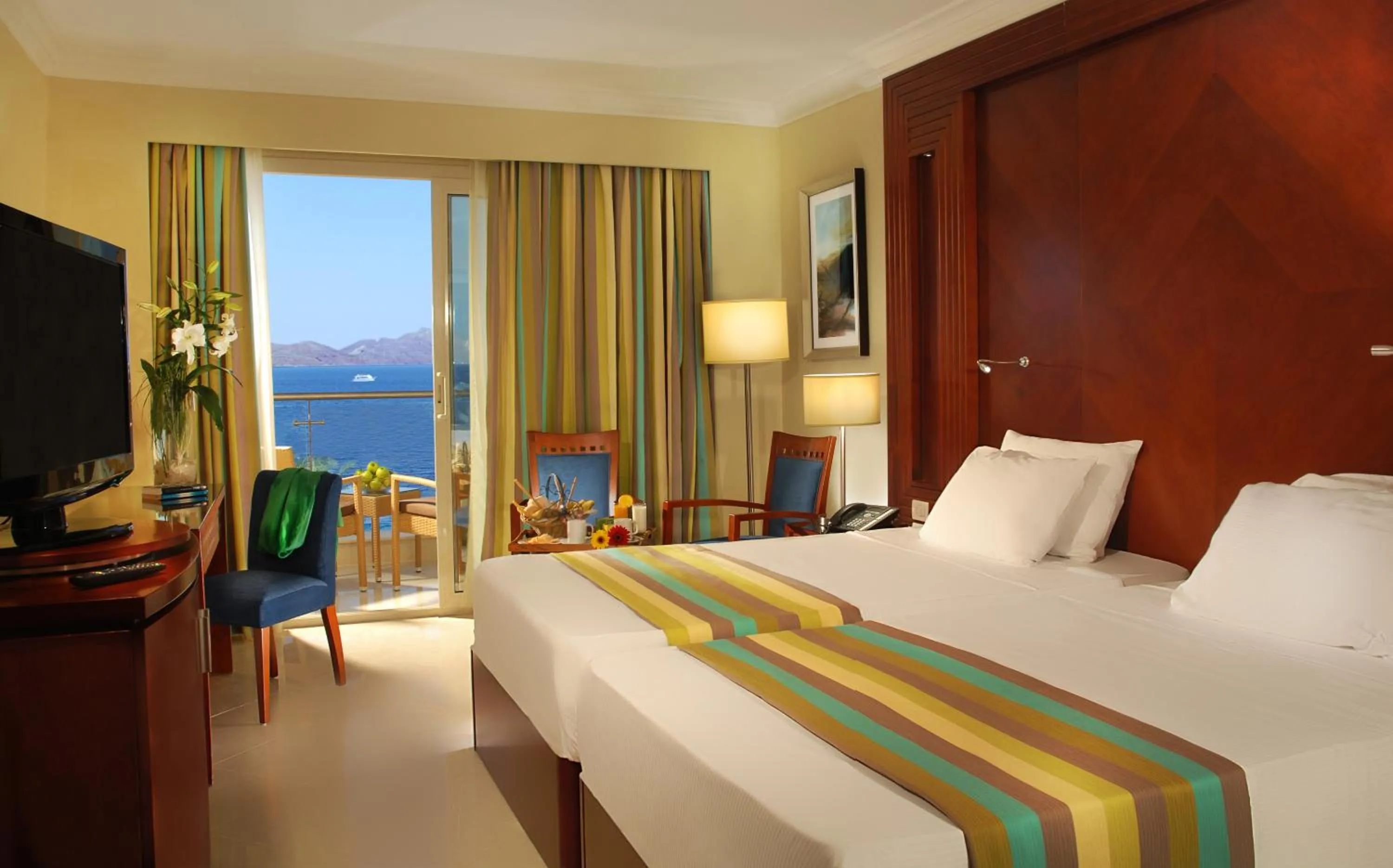 Sea view, Bed in Xperience Sea Breeze Resort