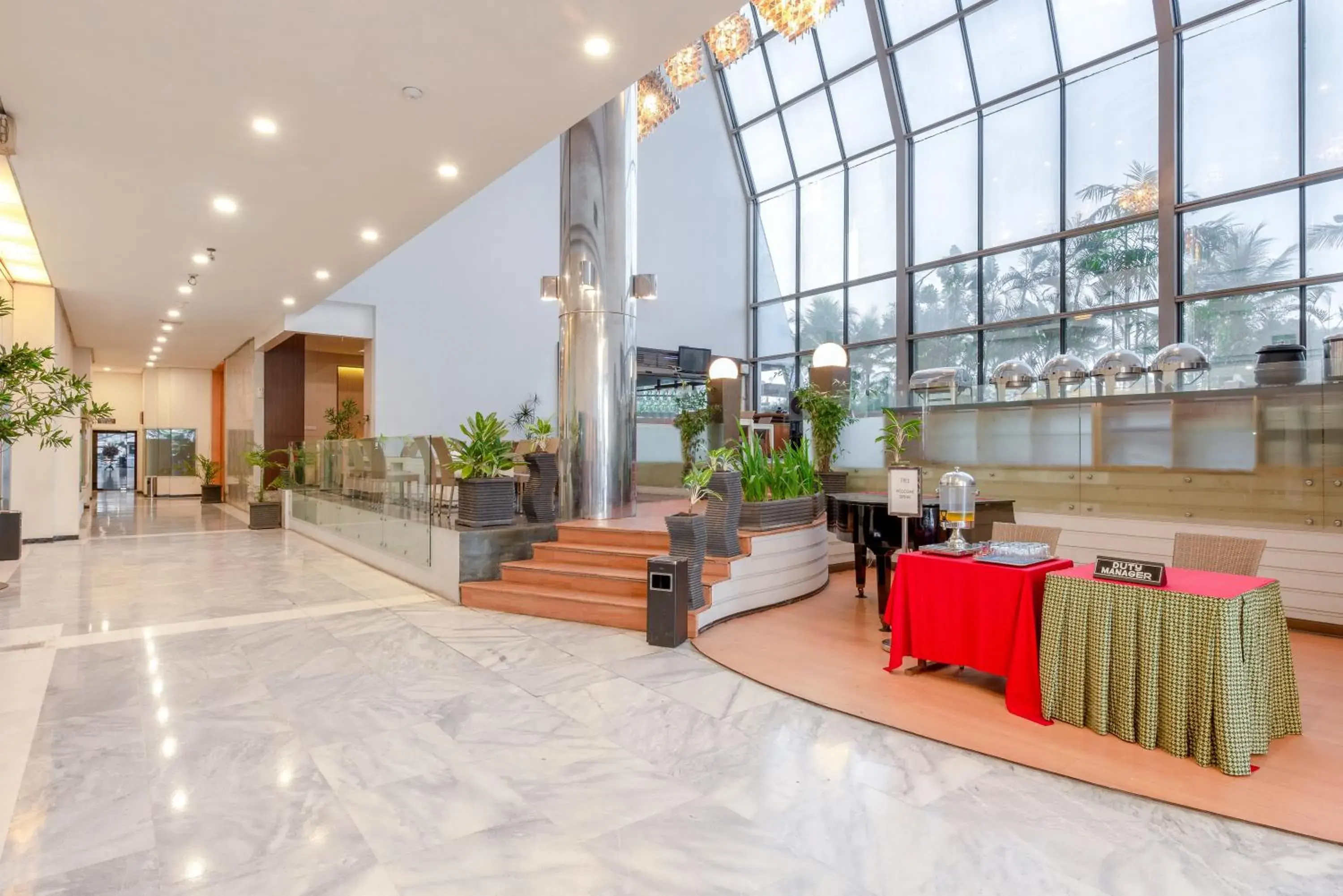 Restaurant/places to eat in Lux Tychi Hotel Restaurant/places to eat in Lux Tychi Hotel