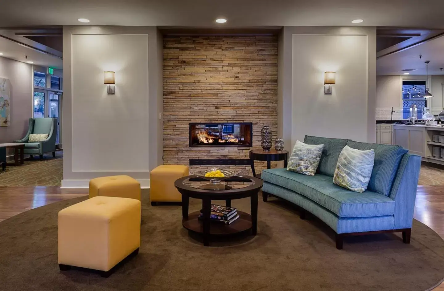 Lobby or reception, Seating Area in Poplar Inn and Suites