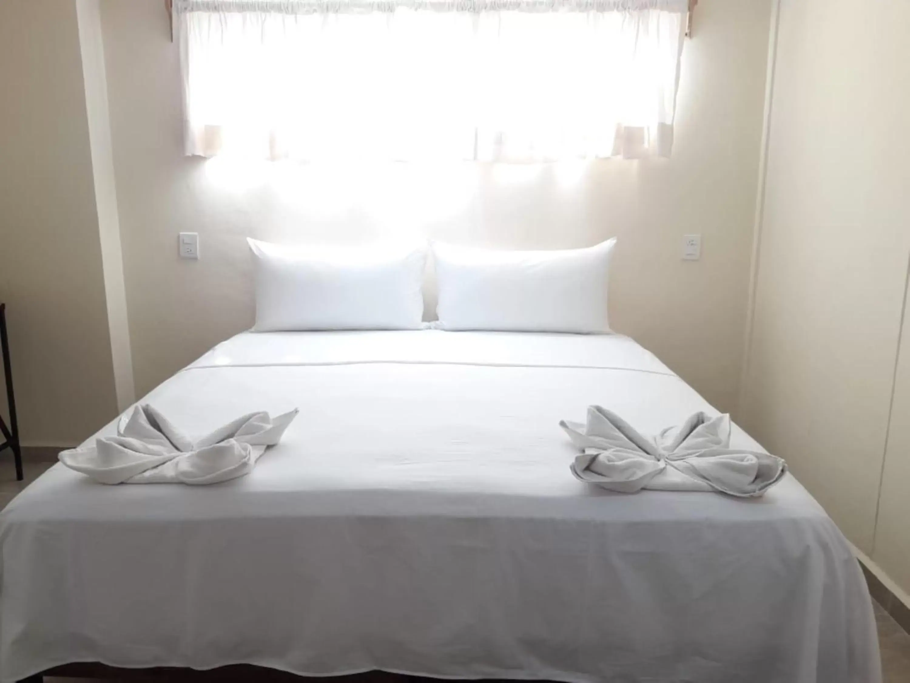 Bed in Hotel Ashly Loma Larga