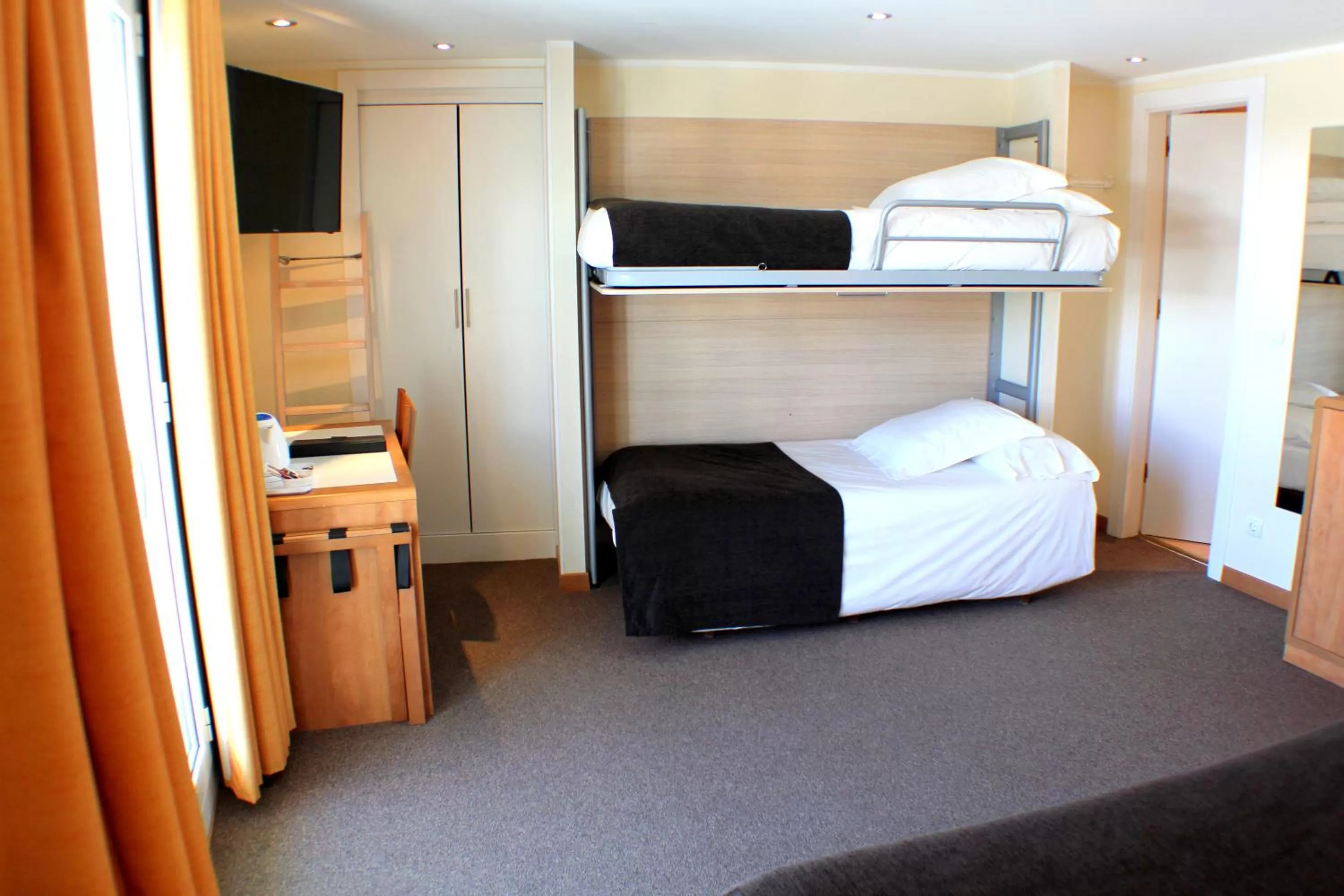 Bed in Hotel Kandahar