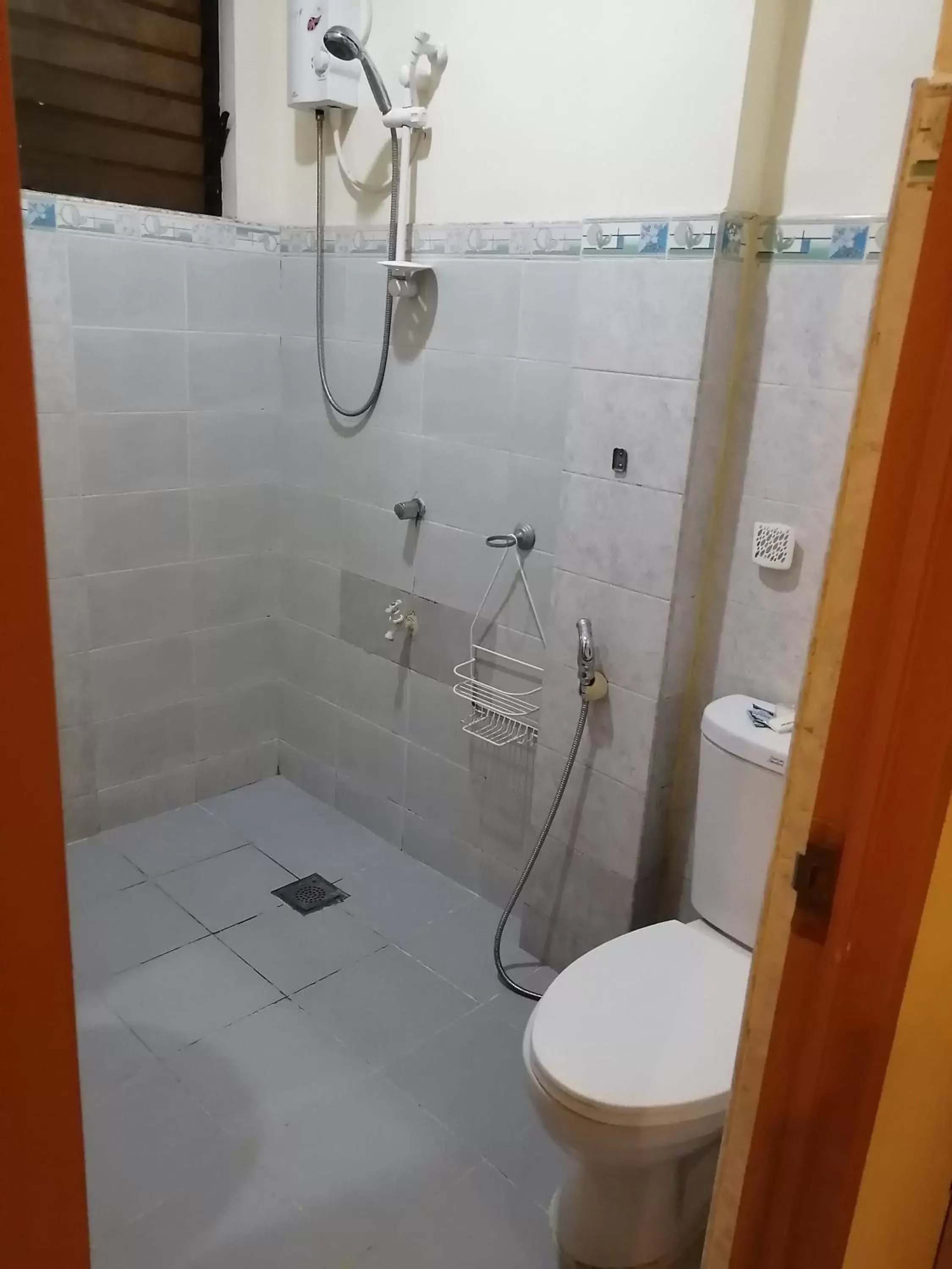 Bathroom in Manora Apartment