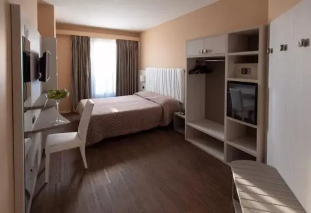 Bedroom, Bed in Hotel Enrichetta