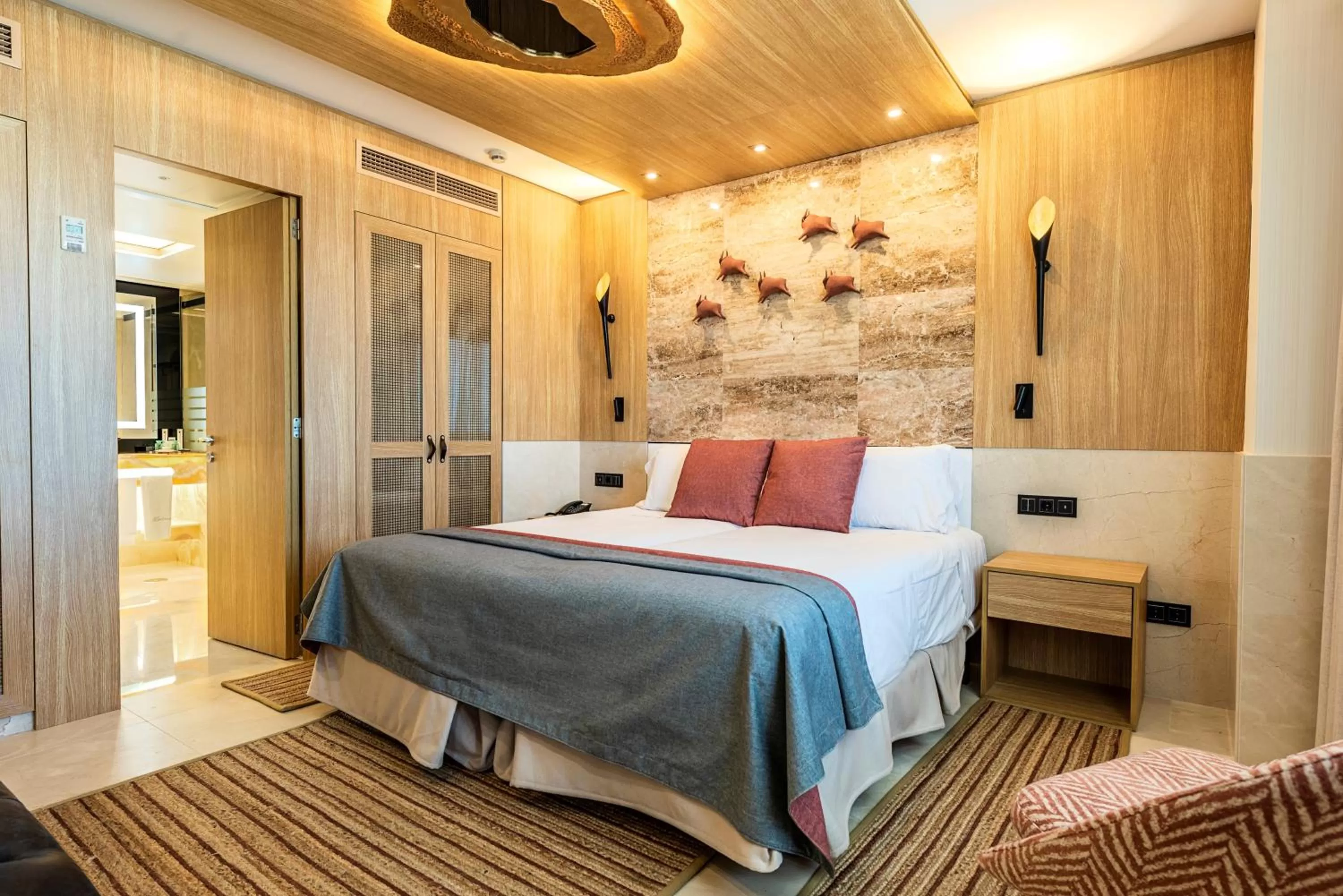 Bedroom, Bed in Santemar