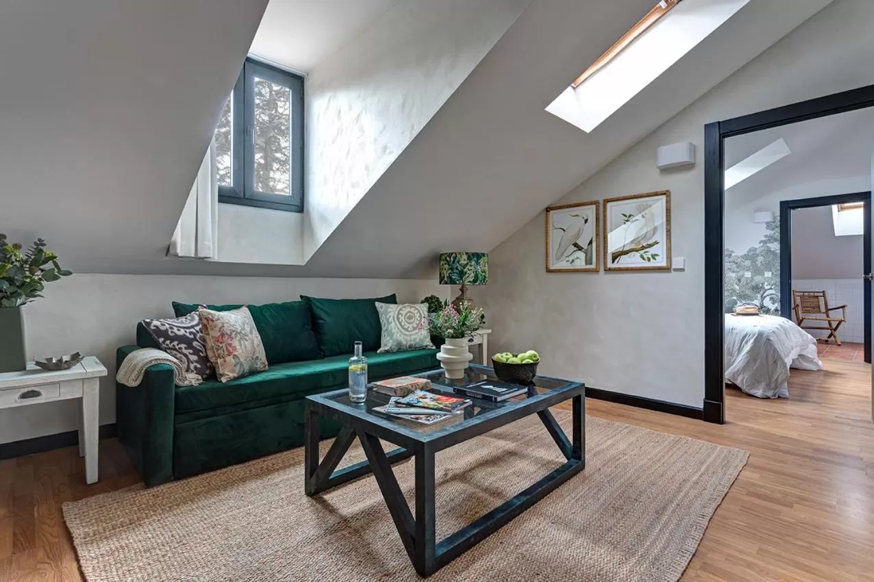 Living room, Seating Area in Hospedium Hotel La Farm