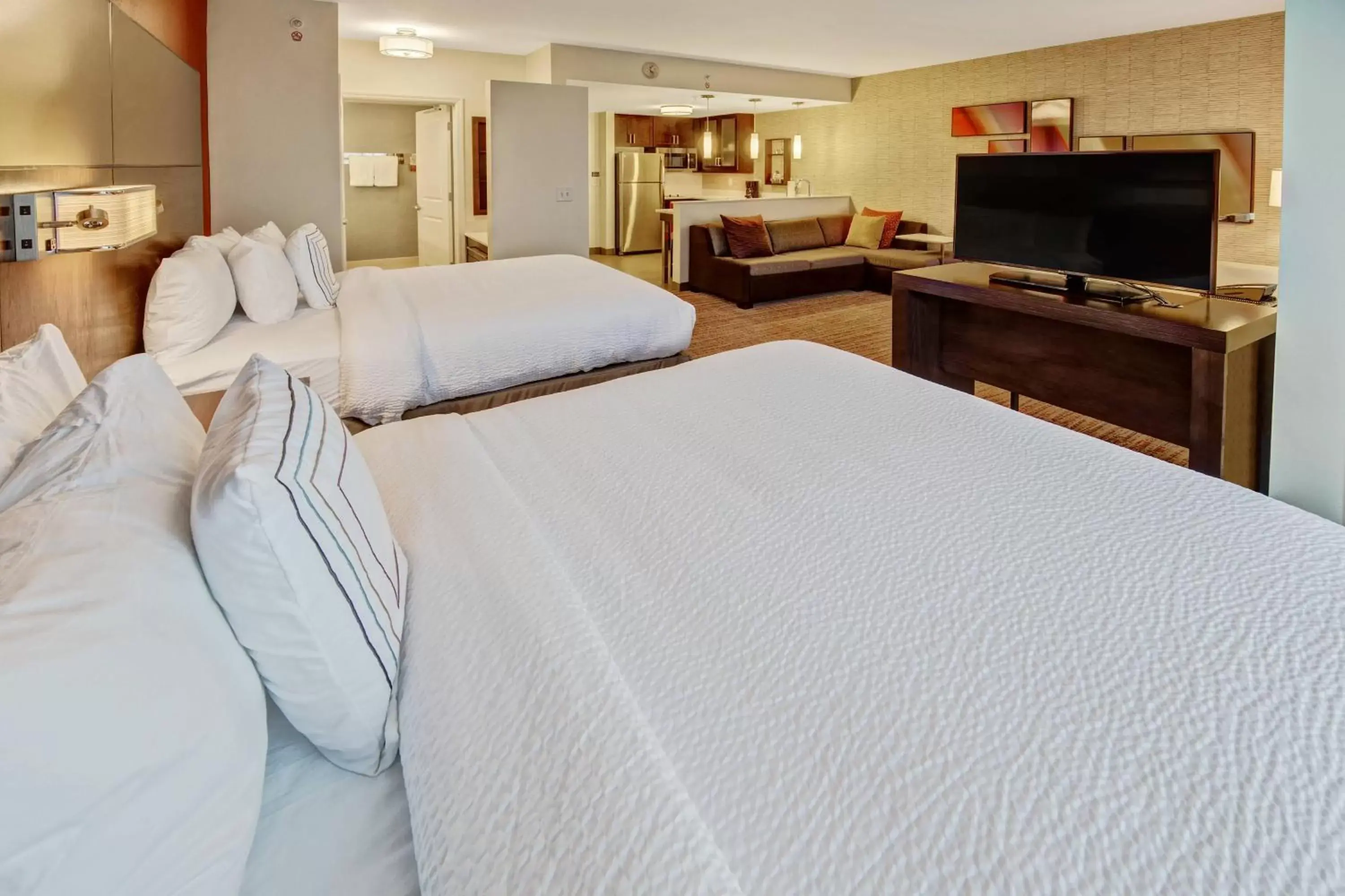 Bedroom, Bed in Residence Inn by Marriott Blacksburg-University