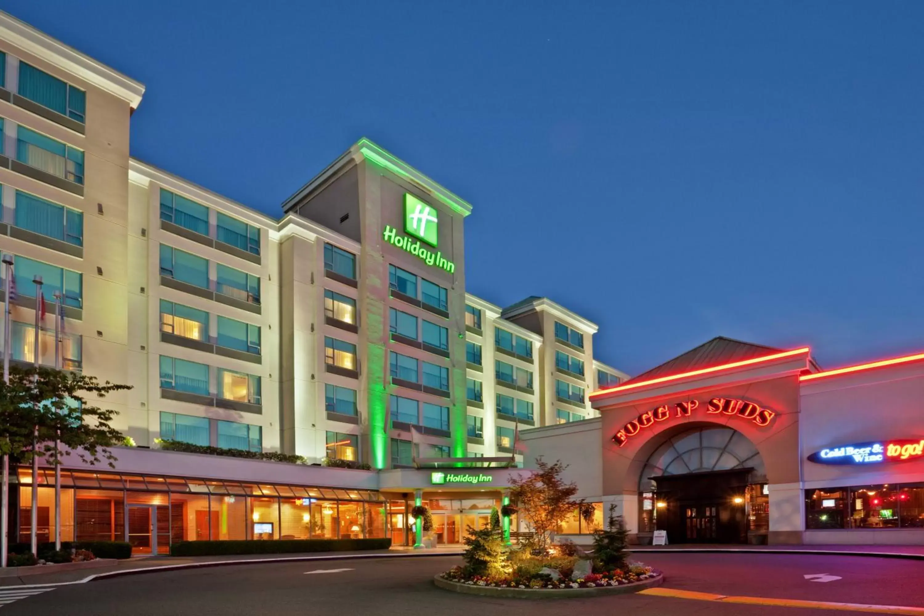 Property Building in Holiday Inn Vancouver Airport Richmond, an IHG Hotel