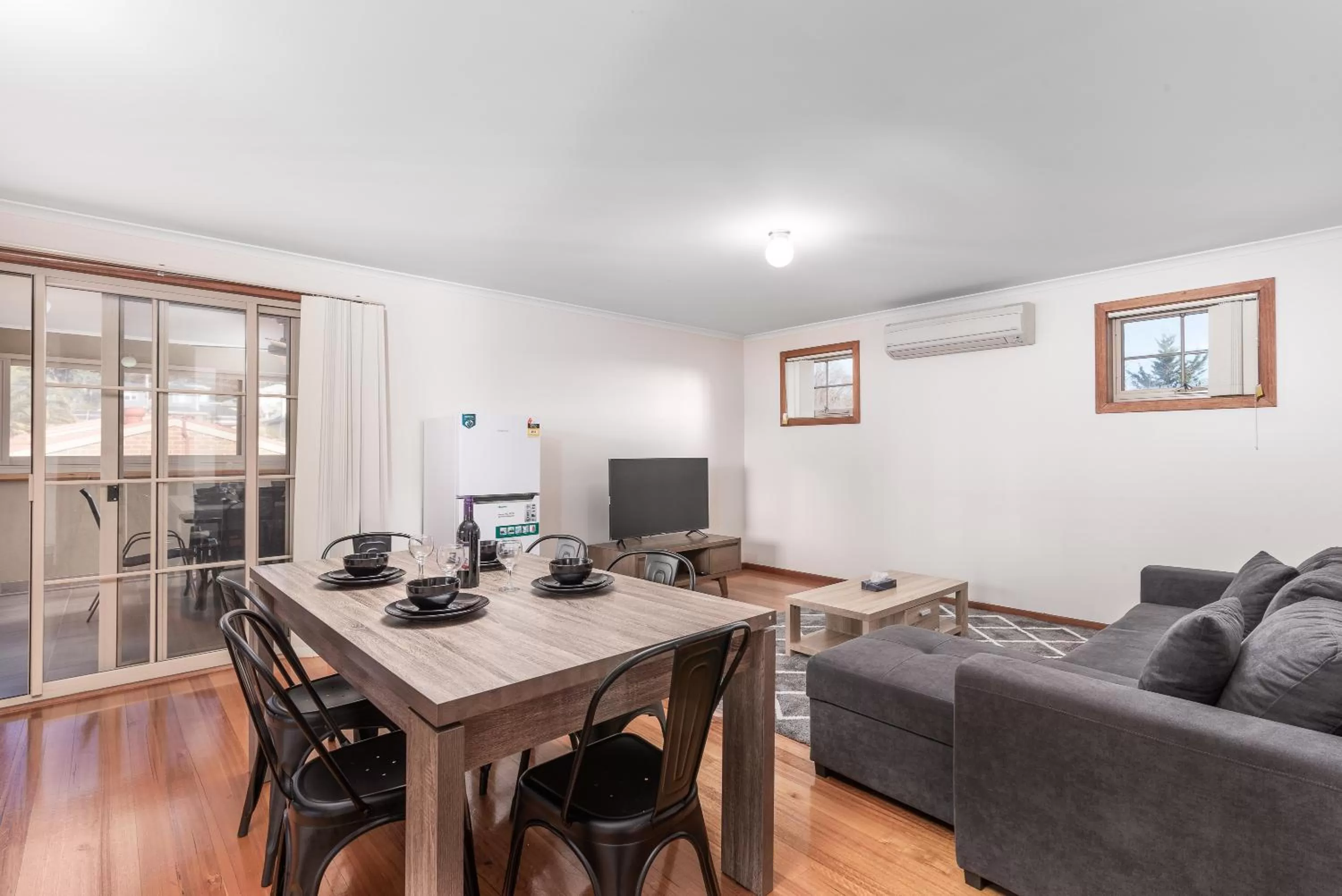 Living room in Yarra Valley Motel