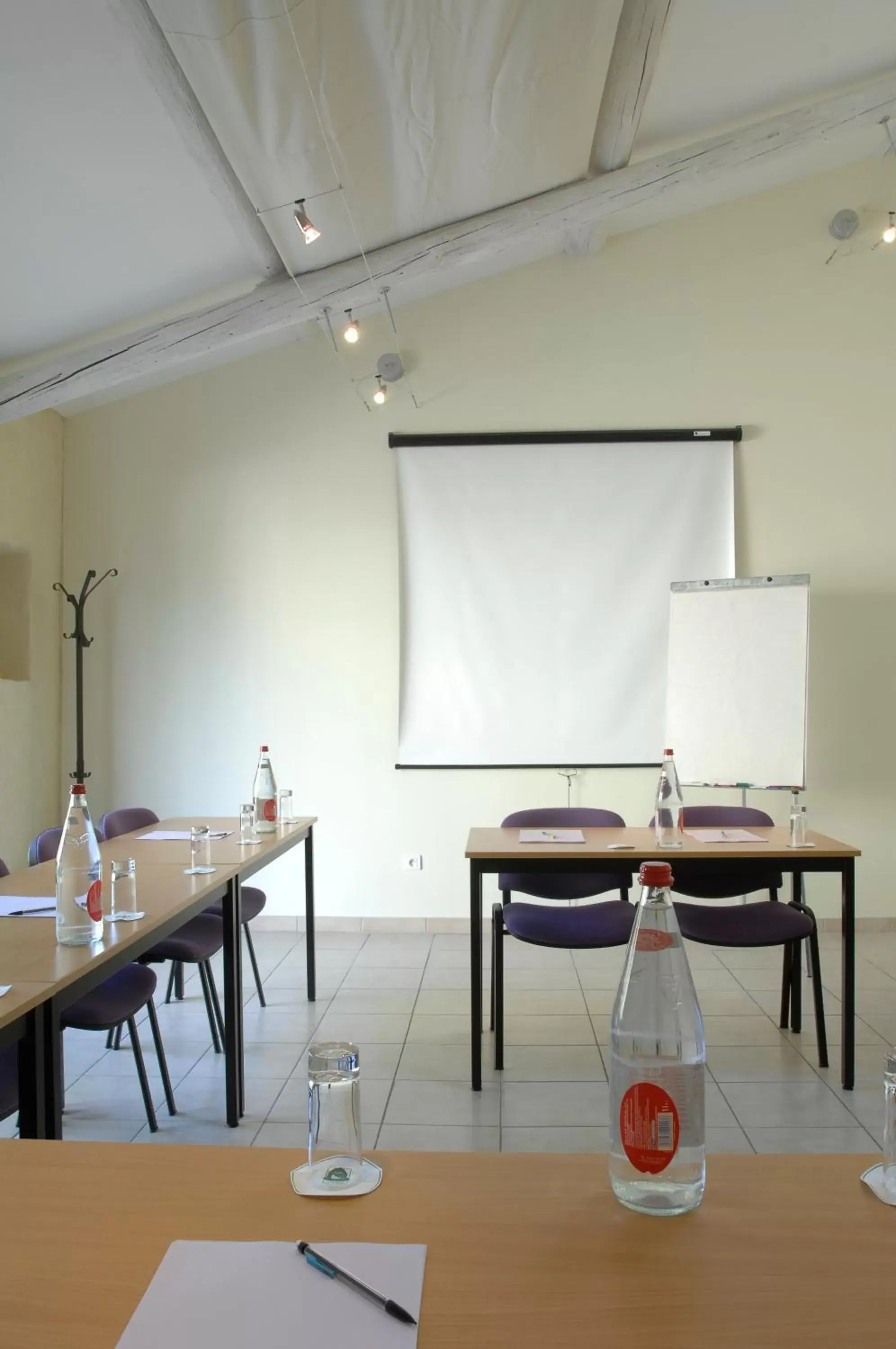 Meeting/conference room in Le Clos De Pradines