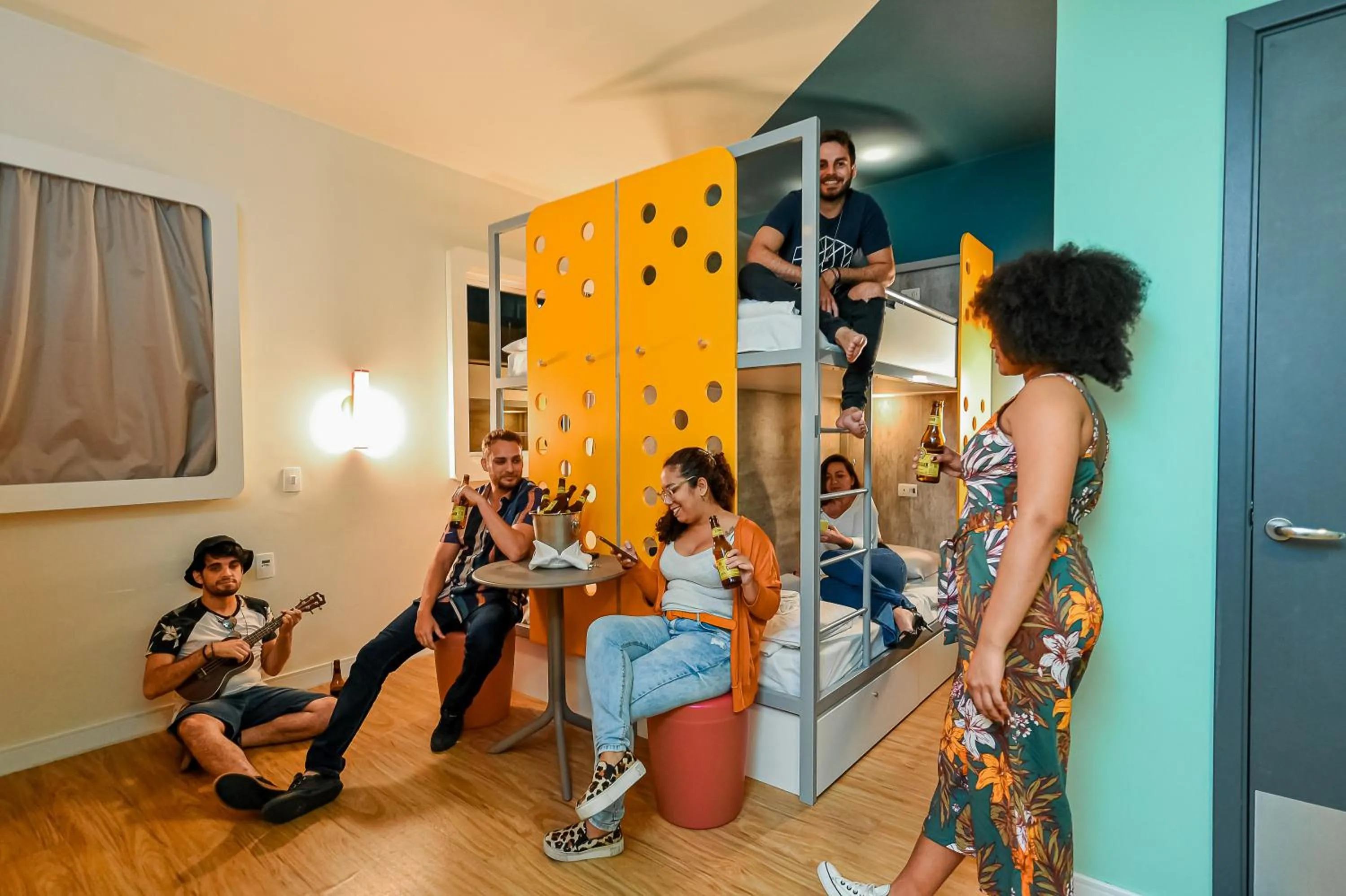 People in ibis budget Santos Gonzaga