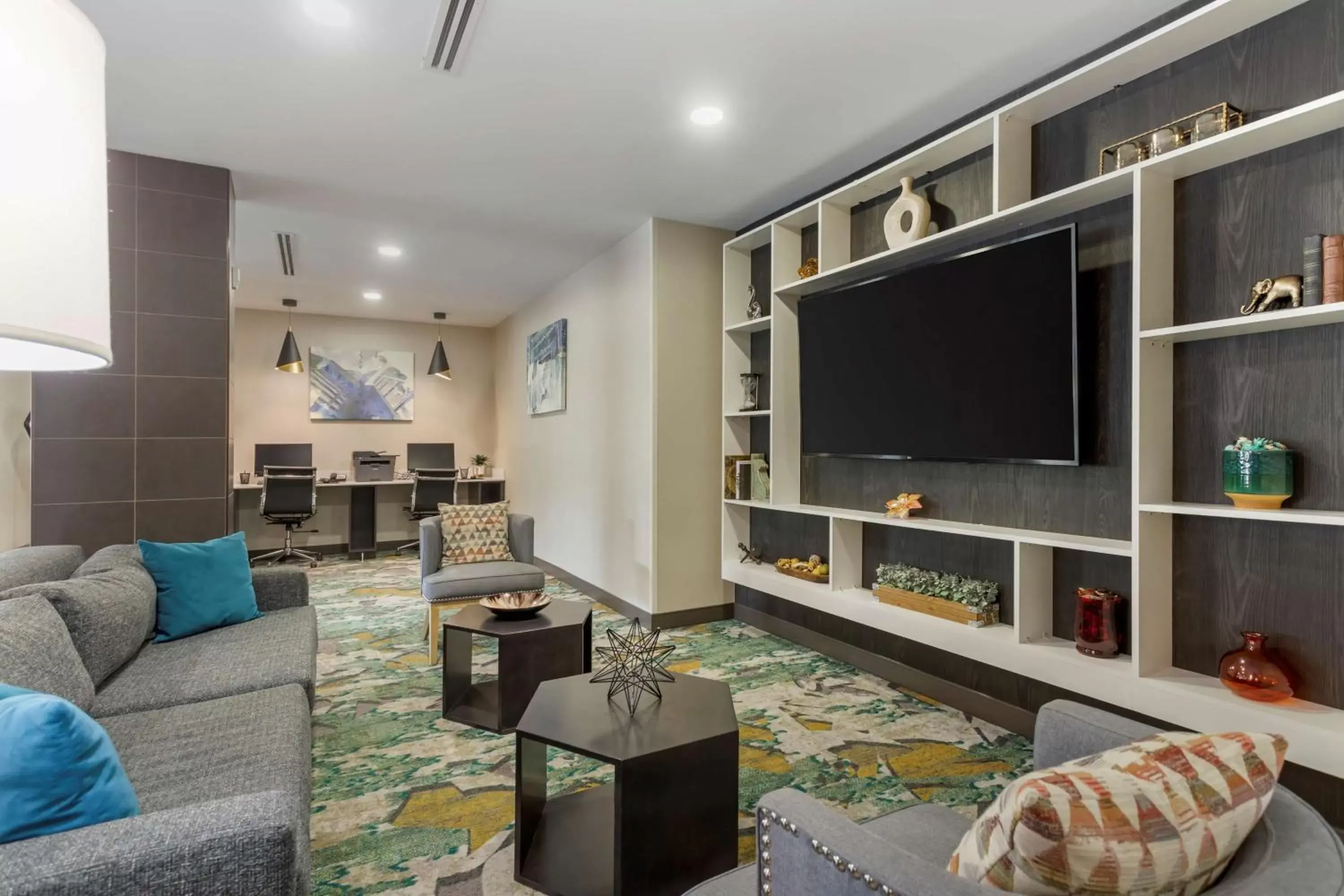 Lobby or reception, Seating Area in Best Western Plus Executive Residency Antioch Inn