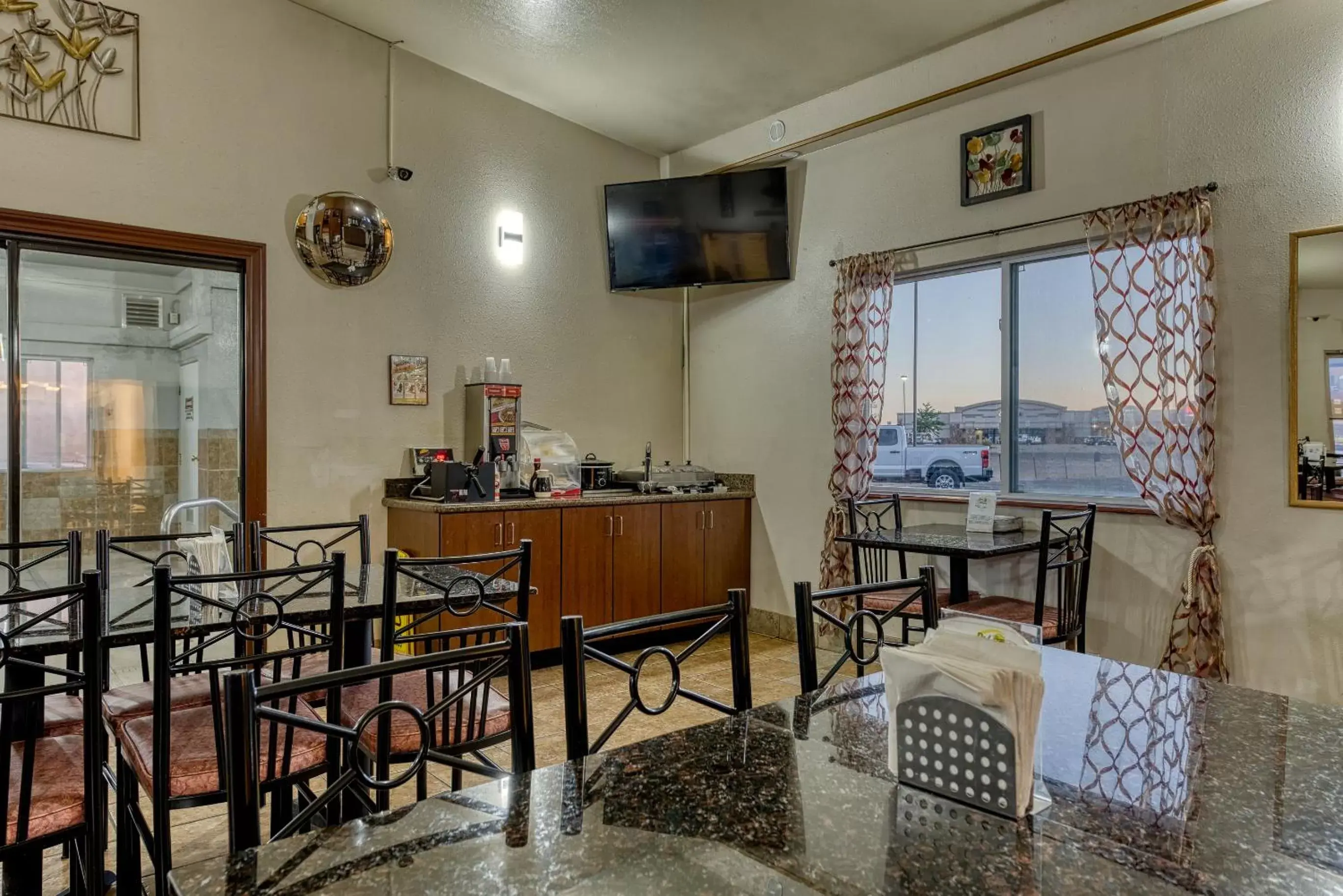 Breakfast, Restaurant/Places to Eat in Super 8 by Wyndham Alamosa