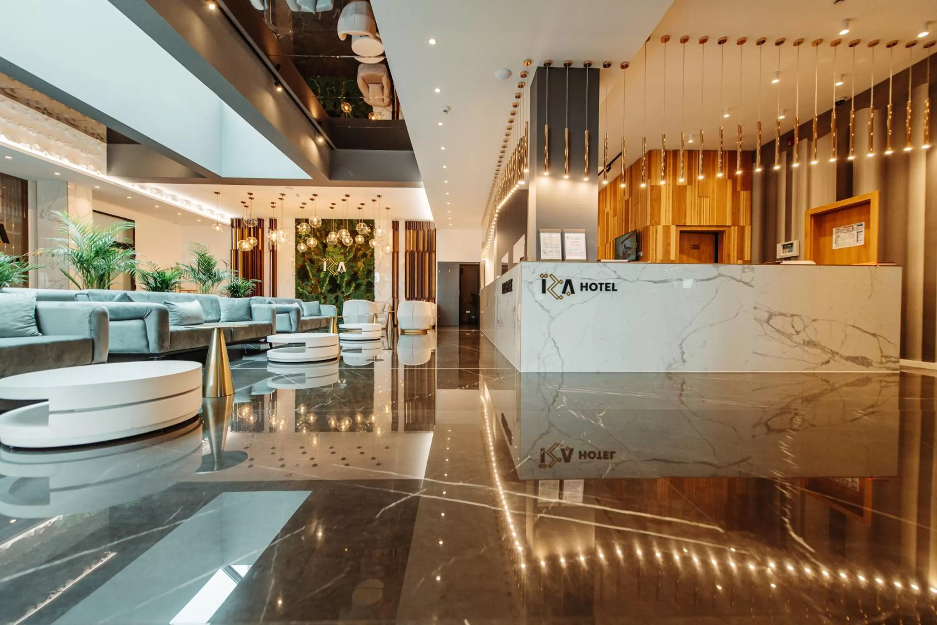 Lobby or reception, Restaurant/Places to Eat in Iza Hotel