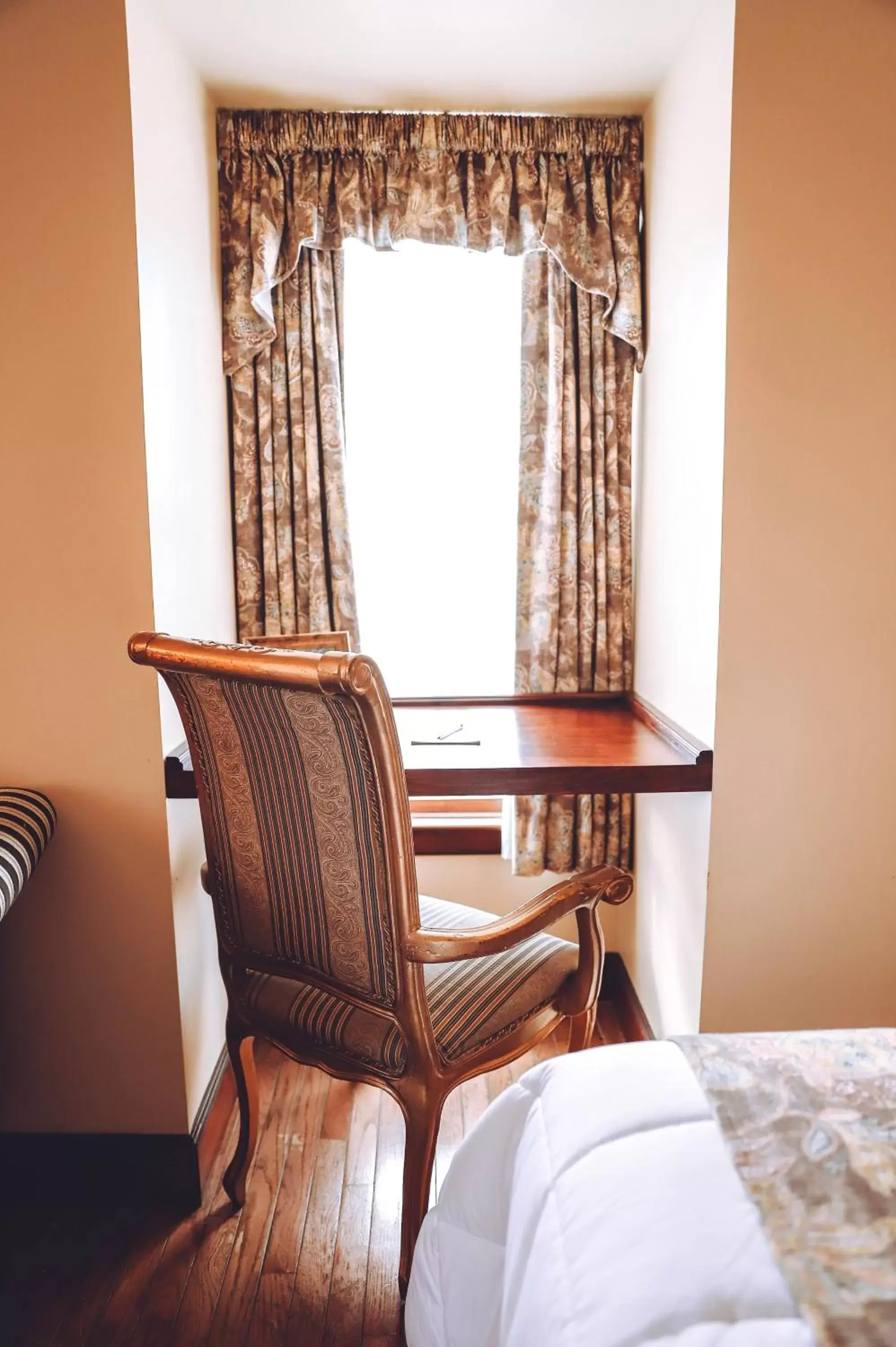 Seating area in Tom Quick Inn