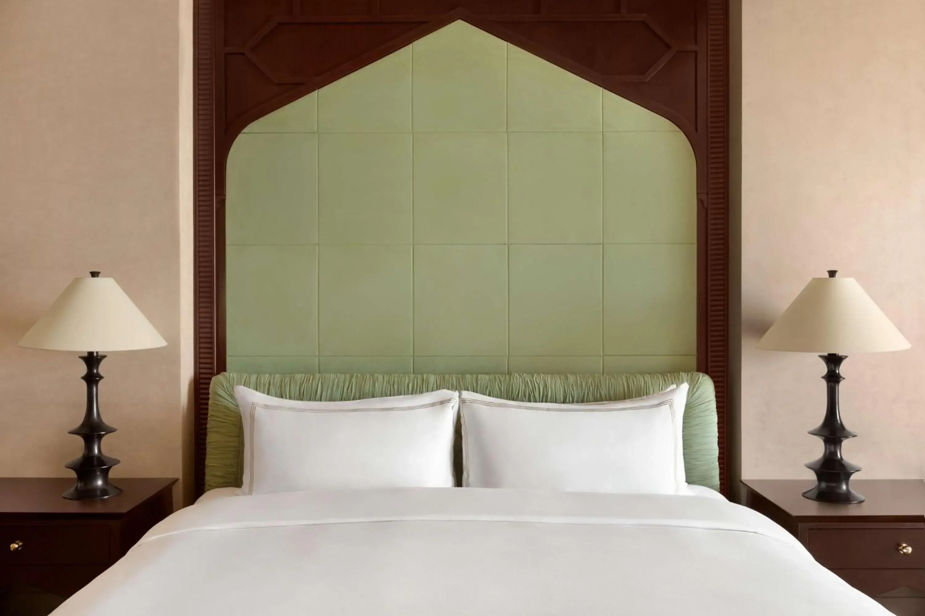 Other, Bed in Shangri-La Al Husn Resort & Spa