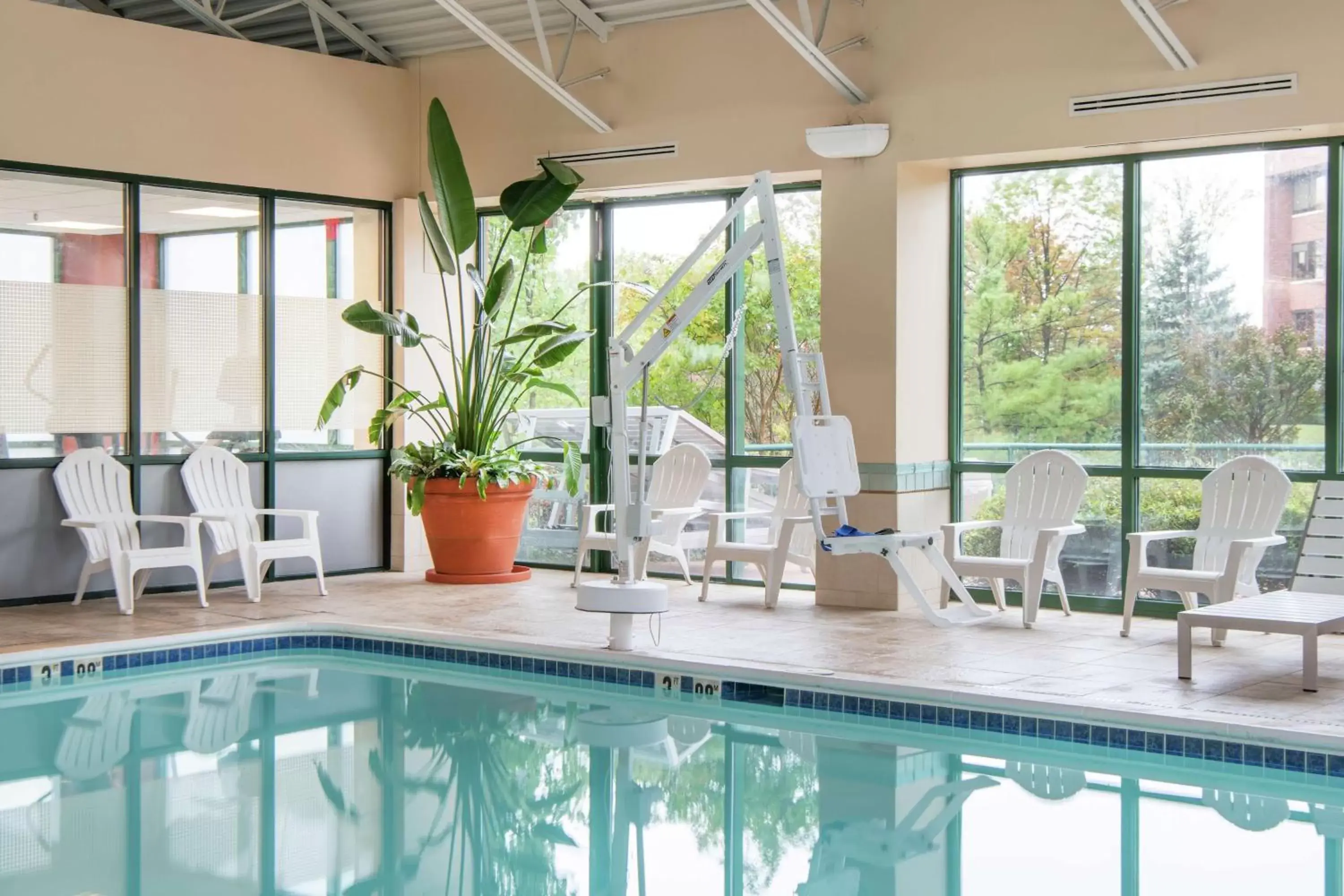 Pool view, Swimming Pool in DoubleTree Suites by Hilton Hotel Philadelphia West