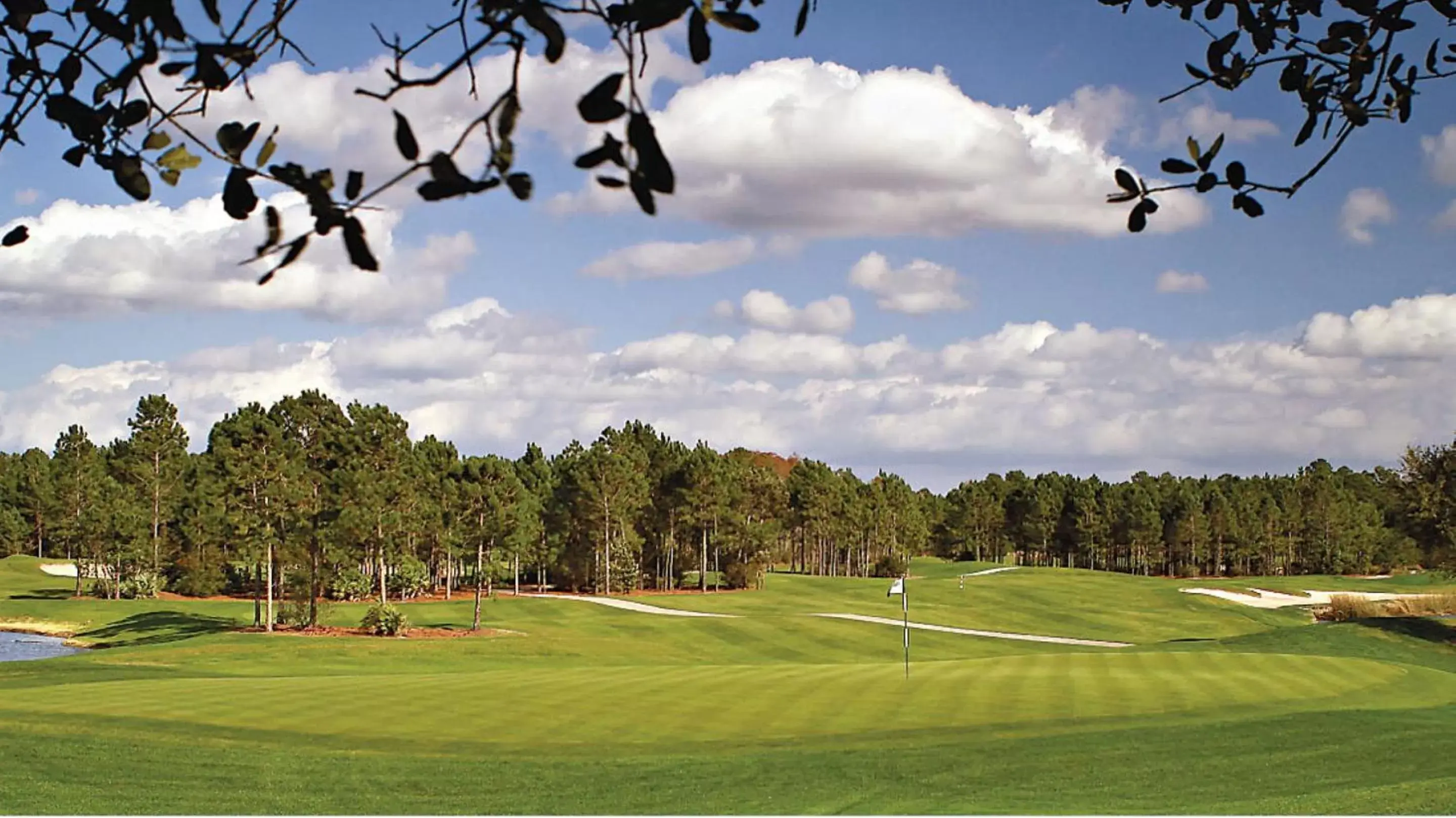 Golfcourse in Bluegreen Vacations Grande Villas at World Golf Village