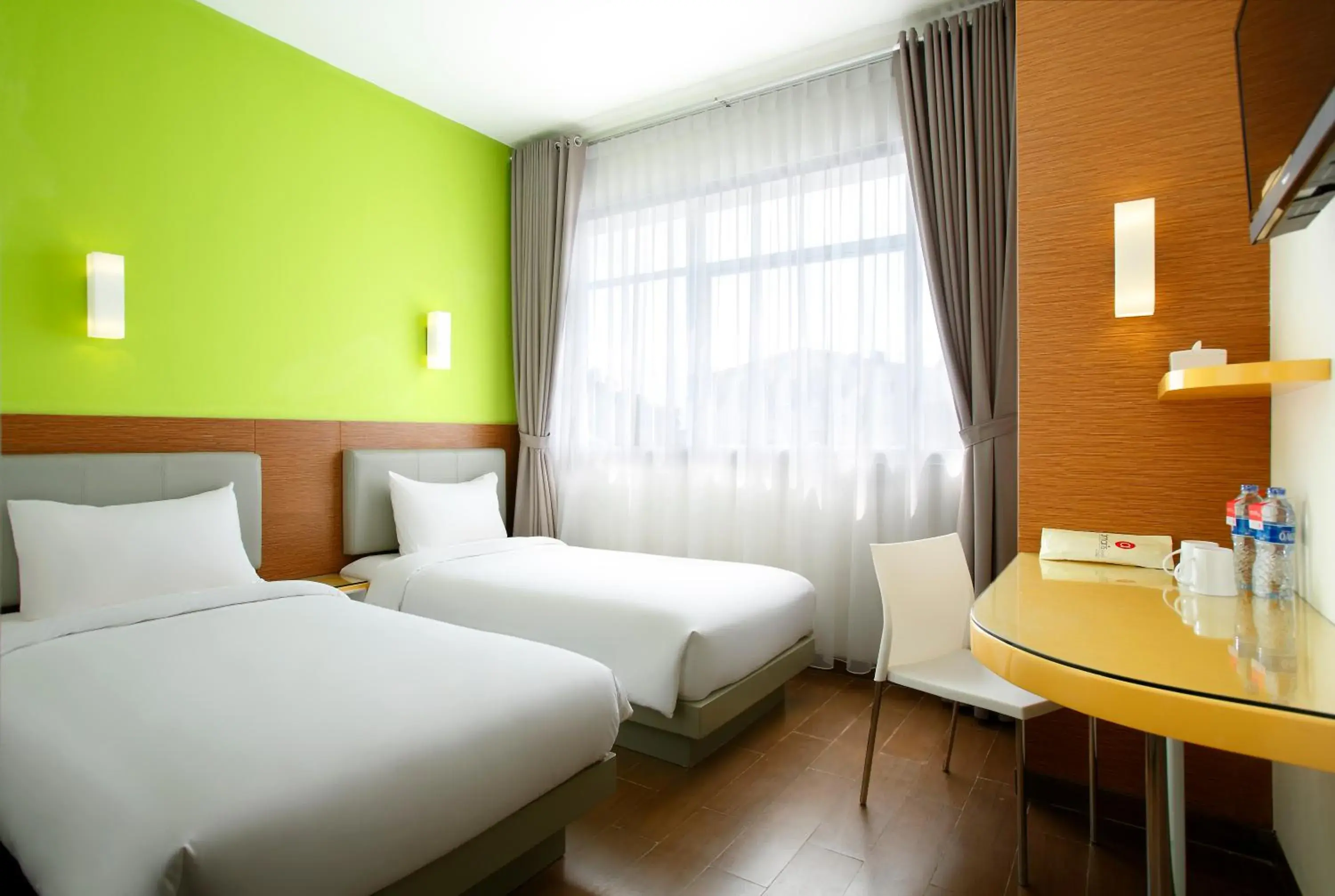 Bed in Amaris Hotel Tebet