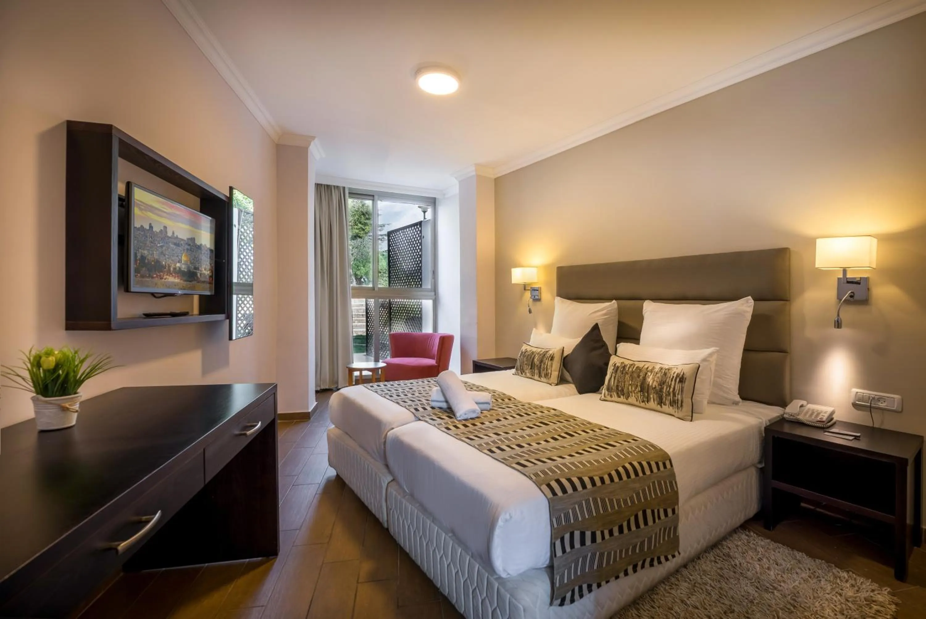 Bed in C Hotel Neve Ilan