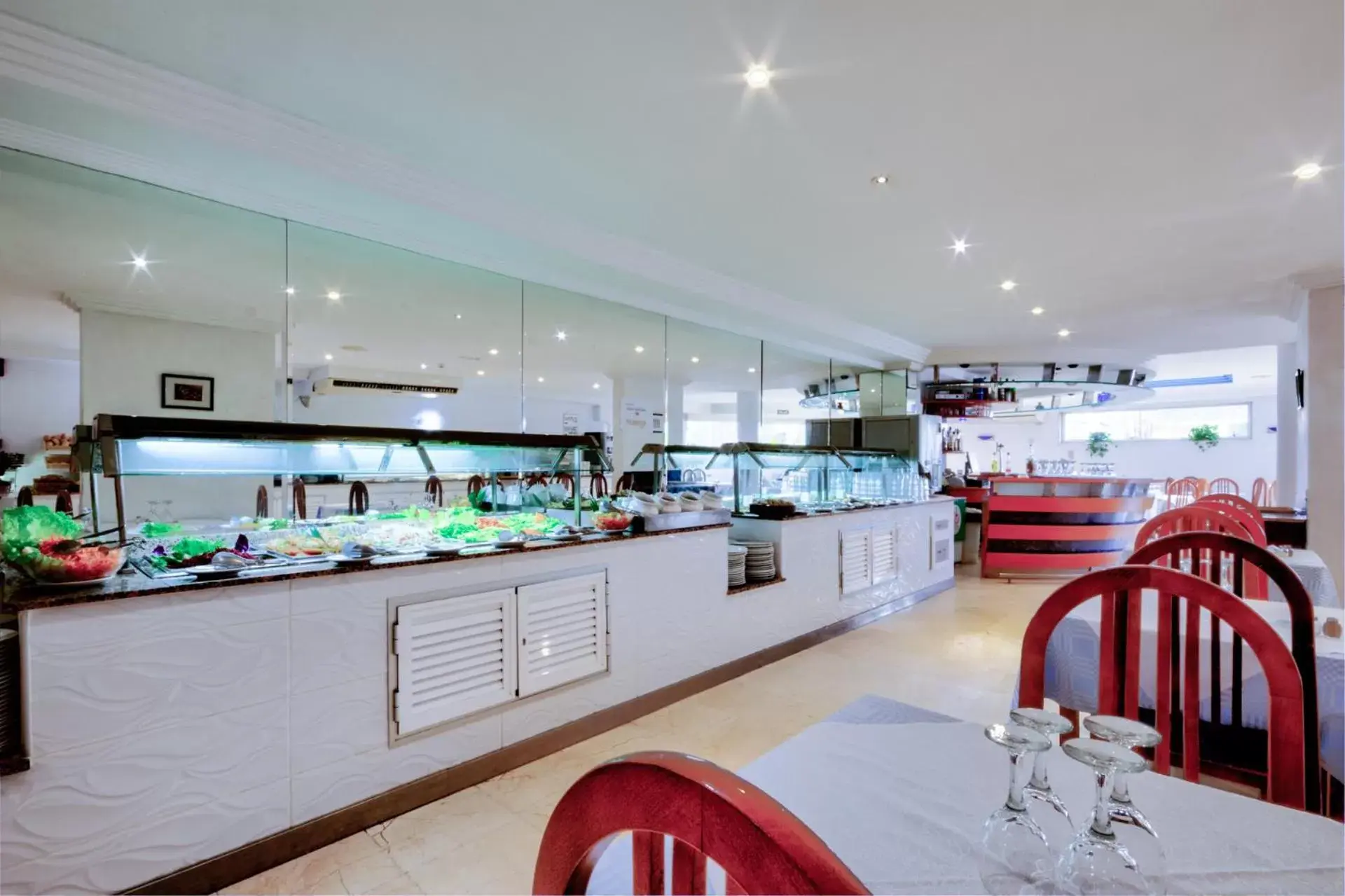 Restaurant/places to eat in Apartamentos Pez Azul Restaurant/places to eat in Apartamentos Pez Azul